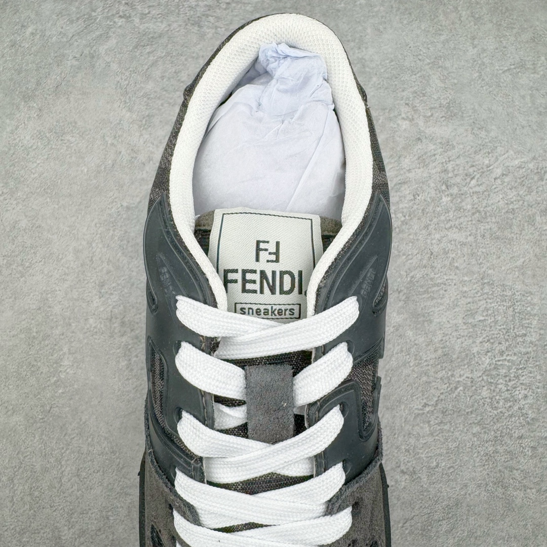 图片[5]-＃S版纯原 FENDI 芬迪 Match sneaters低帮运动鞋 独家定制 全身20几个细节点全部做到一致还原 吊打市面所有版本 独家原装套装配件官方同源 渠道原装订单 全套专柜包装物及配件#鞋底嵌入核心防伪芯片感应装置 FENDI芬迪match最新爆款情侣款运动鞋板鞋原版购入 高工艺无缝细空胶技术 贴楦误差0.05mm,鞋底采用固特异内外锁死工艺 最大限度弯折永不开胶 原鞋一致效果环保无味 鞋面采用麂皮和皮革拼接组合 logo内里采用毛巾绒里 上脚超级柔软 轻便 舒适搭配卫衣 尺码：35 36 37 38 39 40 41 42 43 44 45-选品中心