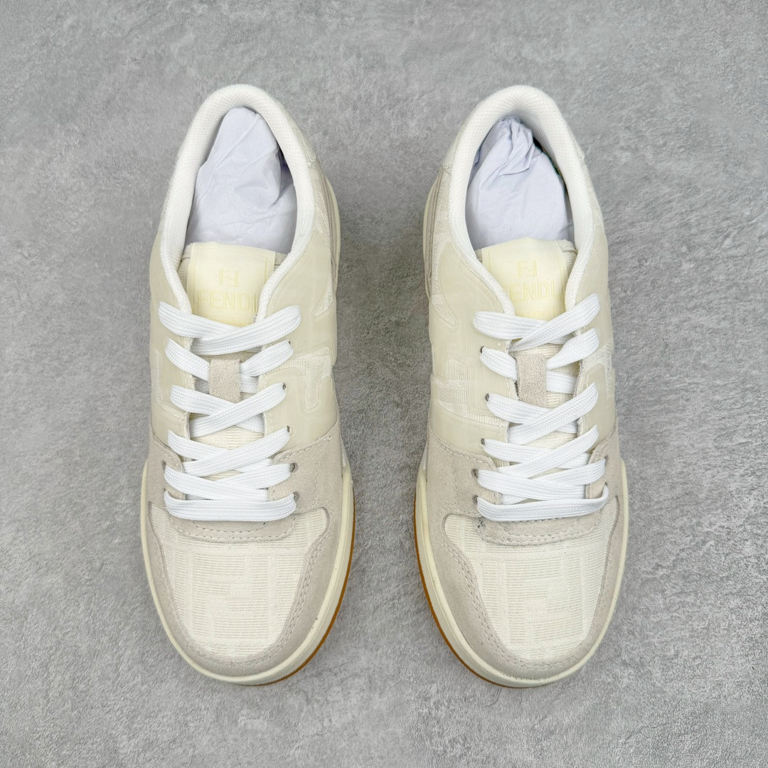 图片[2]-＃S版纯原 FENDI 芬迪 Match sneaters低帮运动鞋 独家定制 全身20几个细节点全部做到一致还原 吊打市面所有版本 独家原装套装配件官方同源 渠道原装订单 全套专柜包装物及配件#鞋底嵌入核心防伪芯片感应装置 FENDI芬迪match最新爆款情侣款运动鞋板鞋原版购入 高工艺无缝细空胶技术 贴楦误差0.05mm,鞋底采用固特异内外锁死工艺 最大限度弯折永不开胶 原鞋一致效果环保无味 鞋面采用麂皮和皮革拼接组合 logo内里采用毛巾绒里 上脚超级柔软 轻便 舒适搭配卫衣 尺码：35 36 37 38 39 40 41 42 43 44 45-选品中心