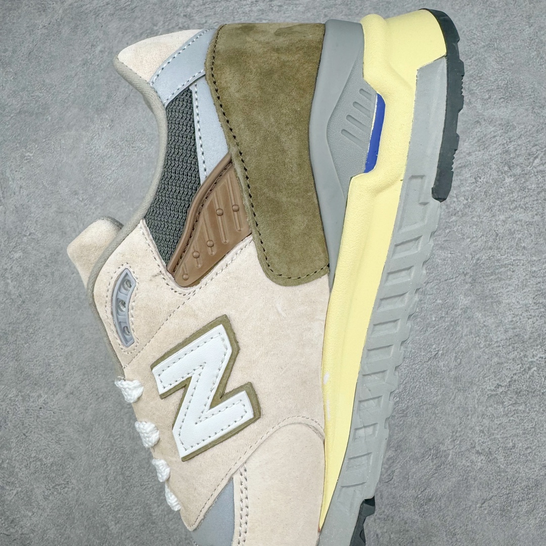 图片[7]-＃K版纯原 New Balance M998 Made in USA NB新百伦高端美产血统系列经典复古休闲运动慢跑鞋 NB998 诞生于 1993 年，作为第一双使用 ABZORB 缓冲材料的鞋款，一经发售就受到大量消费者的热烈追捧，如今已经成为了历久不衰的经典代表鞋款之一。原楦原数据开发版型 以优质面料制成鞋面结构。鞋面采用经典网眼布材质，辅以绒面革覆盖，带来更加清爽舒适的穿着体验。鞋舌上标记的 \\\”998\\\” 字样增强鞋款辨识度的同时，为鞋款注入更多动人细节。鞋款采用 ABZORB 缓冲材料的中底，通过缓冲和压缩阻力相结合来吸收冲击，稳定性高，不易打滑，助你畅享舒适有型的运动体验。采用猪巴革组合网织鞋面材质 后跟嵌入TPU装饰条稳固 升级原装5层独立私模 尺码：36 36.5 37 38 39.5 40 40.5 41.5 42 42.5 43 44 44.5 45-选品中心