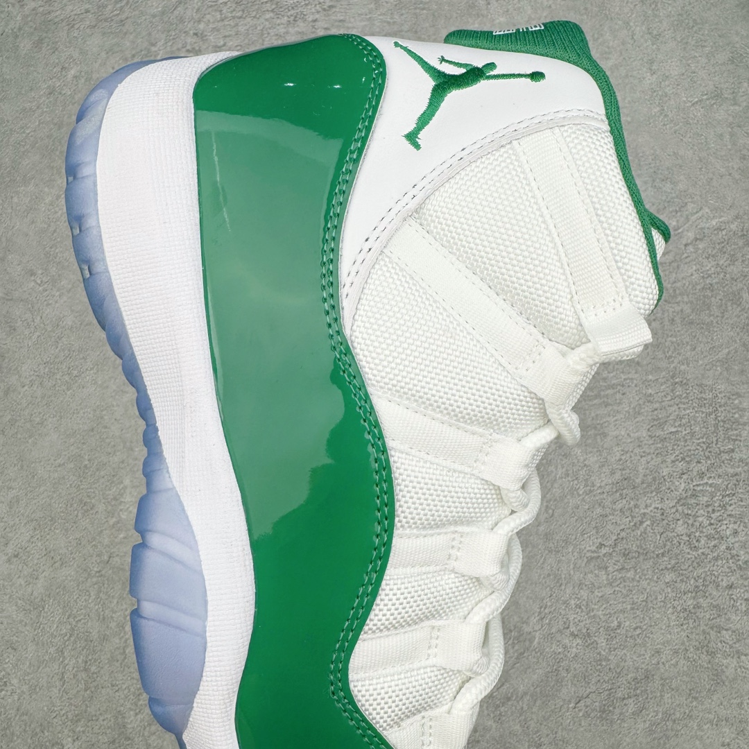 图片[6]-💰370 ＃NC版 Air Jordan AJ11 Retro 白绿 CT8012-113 原楦原档案数据开模打造 原厂中底拉帮钢印 原厂漆皮 防冻不开裂 头层皮料 原装鞋撑 水晶大底正确色度色泽 原楦原数据刺绣 原厂车缝走线及对位 毫厘不差 飞人logo采用原数据电脑刺绣 原装正品碳纤维真实碳板 增强抗扭 原内标 原盒标 正确官方原盒 原厂防氧化水晶外底 原厂配套厂全掌solo气垫  Size：40 40.5 41 42 42.5 43 44 44.5 45 46 47.5 编码：by4936040-运动鞋