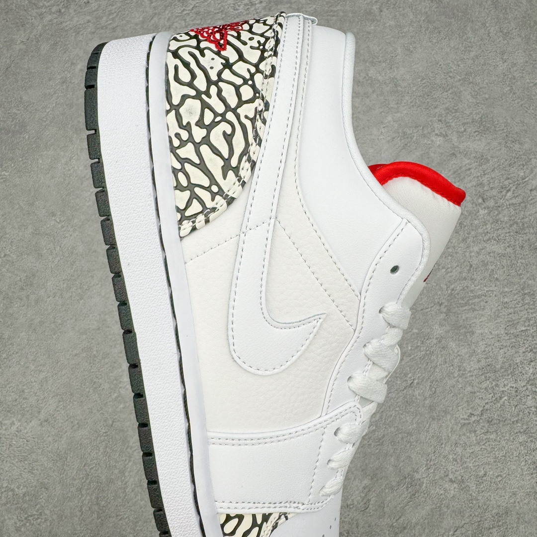 图片[6]-💰180 ＃K版 Air Jordan AJ1 Low 低帮 水泥灰 338145-162 全新流水线出品 DT版本唯一平替选择 市场第二梯队最强版 全部原鞋开发 原楦原纸板开发 全鞋电脑针车 原厂内置全掌气垫 原盒内在原标 唯一Zp原版鞋带绑法 免检产品 全新2022版型 全头层皮料 完美零毛边处理 原厂配置全掌气垫 价格定位良心 几十个配色陆续出货 SIZE：36 36.5 37.5 38 38.5 39 40 40.5 41 42 42.5 43 44 44.5 45 46 47.5 编码：by2936050-运动鞋