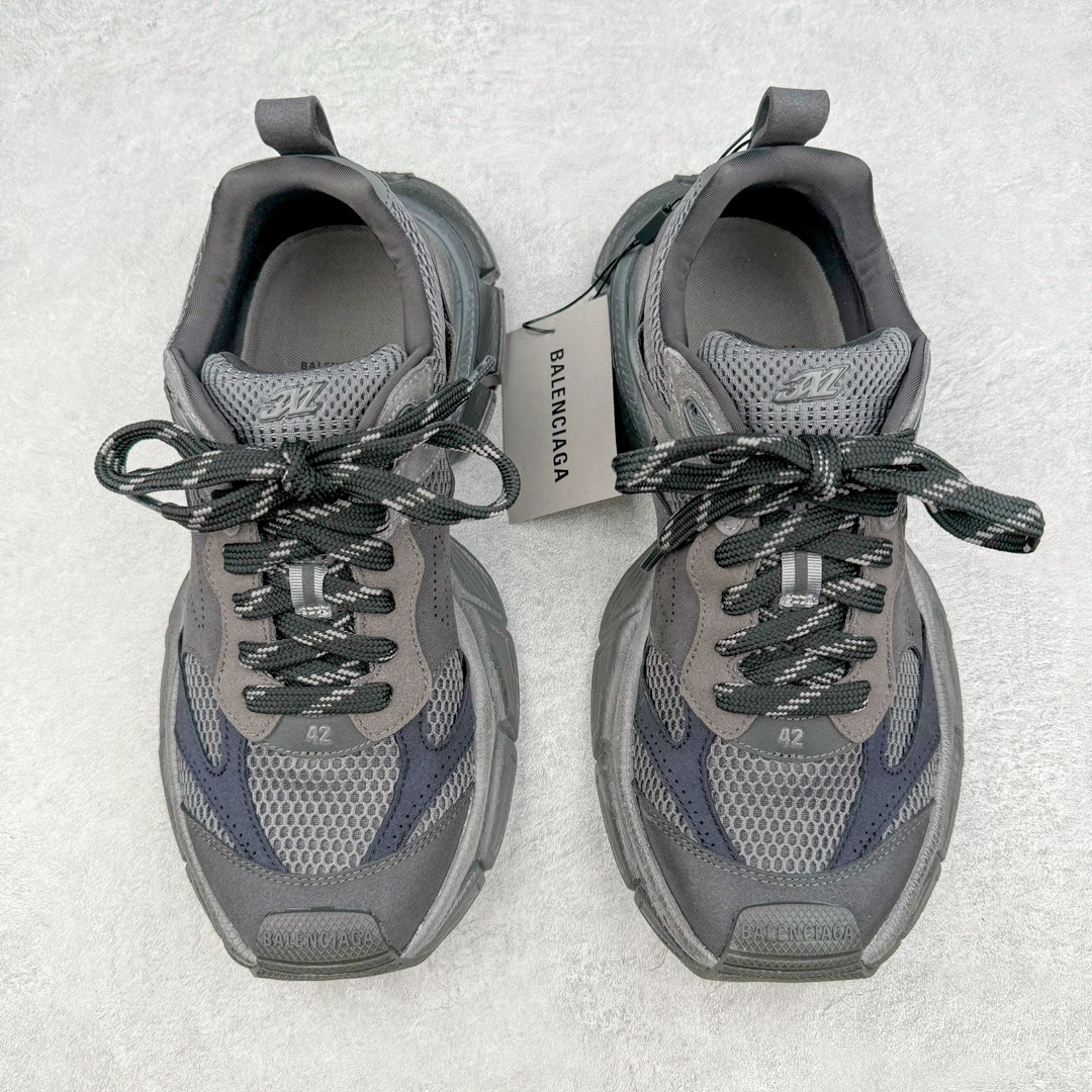 图片[2]-＃总裁特价福利 BALENCIAGA 3XL Sneakers 巴黎世家十代升级版网布系带低帮走秀复古老爹鞋 全套原纸板楦头开发 最原汁原味的灵魂版型 全鞋荧光划线卡点 胶水把控整洁度追求极致完美 每一双都是工艺品 多重QC质检 超越公司货的品控标准 实实在在的免检产品 原盒原配 正确字体电绣 粗细、位置、大小正确 侧边TPU 透气孔匹配意产原版 正确分离大底 TPU软底 原版一致大底LOGO 立体感十足 原厂皮料水洗做旧 采购原厂网纱 不含皮革 网布材料和聚氨酯 磨损效果 鞋头边缘和后帮 Balenciaga 徽标 鞋面和后跟凸印尺码 鞋舌 3XL 橡胶品牌标识和反光细节 鞋帮拉袢和鞋舌拉祥 配反光细节 备用鞋带在鞋履前侧 可在穿着前取下 便于不同造型搭配 偏大一码 尺码：35 36 37 38 39 40 41 42 43 44 45-选品中心