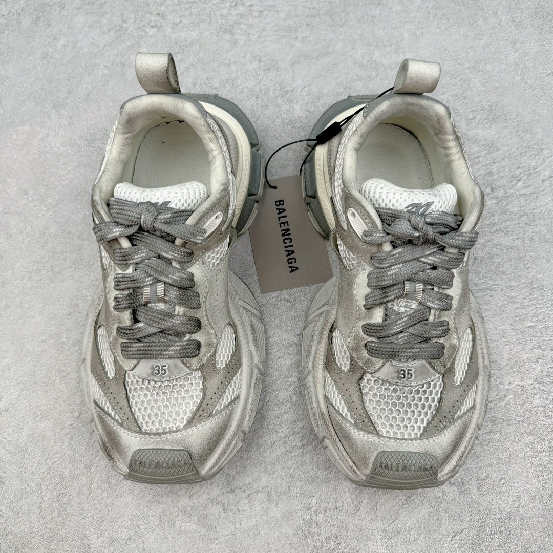 图片[2]-＃总裁特价福利 BALENCIAGA 3XL Sneakers 巴黎世家十代升级版网布系带低帮走秀复古老爹鞋 全套原纸板楦头开发 最原汁原味的灵魂版型 全鞋荧光划线卡点 胶水把控整洁度追求极致完美 每一双都是工艺品 多重QC质检 超越公司货的品控标准 实实在在的免检产品 原盒原配 正确字体电绣 粗细、位置、大小正确 侧边TPU 透气孔匹配意产原版 正确分离大底 TPU软底 原版一致大底LOGO 立体感十足 原厂皮料水洗做旧 采购原厂网纱 不含皮革 网布材料和聚氨酯 磨损效果 鞋头边缘和后帮 Balenciaga 徽标 鞋面和后跟凸印尺码 鞋舌 3XL 橡胶品牌标识和反光细节 鞋帮拉袢和鞋舌拉祥 配反光细节 备用鞋带在鞋履前侧 可在穿着前取下 便于不同造型搭配 偏大一码 尺码：35 36 37 38 39 40 41 42 43 44 45-选品中心