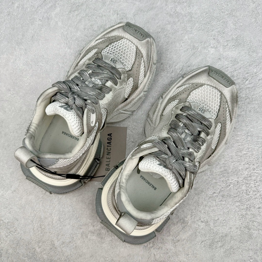 图片[3]-＃总裁特价福利 BALENCIAGA 3XL Sneakers 巴黎世家十代升级版网布系带低帮走秀复古老爹鞋 全套原纸板楦头开发 最原汁原味的灵魂版型 全鞋荧光划线卡点 胶水把控整洁度追求极致完美 每一双都是工艺品 多重QC质检 超越公司货的品控标准 实实在在的免检产品 原盒原配 正确字体电绣 粗细、位置、大小正确 侧边TPU 透气孔匹配意产原版 正确分离大底 TPU软底 原版一致大底LOGO 立体感十足 原厂皮料水洗做旧 采购原厂网纱 不含皮革 网布材料和聚氨酯 磨损效果 鞋头边缘和后帮 Balenciaga 徽标 鞋面和后跟凸印尺码 鞋舌 3XL 橡胶品牌标识和反光细节 鞋帮拉袢和鞋舌拉祥 配反光细节 备用鞋带在鞋履前侧 可在穿着前取下 便于不同造型搭配 偏大一码 尺码：35 36 37 38 39 40 41 42 43 44 45-选品中心