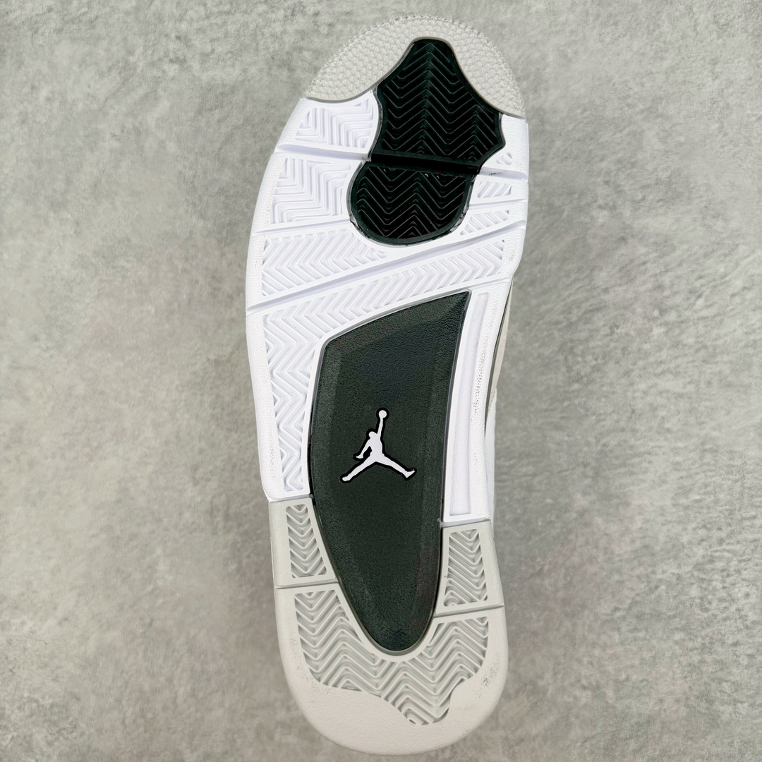 图片[9]-零售💰470 ＃lw纯原 Air Jordan AJ4 Retro 小白水泥 DH6927-111 第一梯队最新批次 细节多次校对改良 接近完美 细节达到可过鉴定标准 耗时半年巨作 全套原纸板楦头开发 原厂特供皮料加持 确保原汁原味 完美呈现四代版型 一比一鞋头弧度高度鞋身弧度 数据细节工艺流程均保持原鞋一致 原厂TPU网格鞋带扣 正确内里网布 菱角分明不变形无多余毛边 柔软性质感一致于原鞋 原厂织唛标 原厂飞人电绣工艺 尾指中部跳三针 独家绑鞋带手法 印刷中底布 四线拉帮 米色美纹纸贴合固定 进口港宝加持 后跟自然饱满 全鞋荧光划线卡点 追求极致完美 每一双都是工艺品 多重QC质检 超越公司货的品控标准 实实在在的免检产品 尺码：40 40.5 41 42 42.5 43 44 44.5 45 46 47.5 48.5 编码：by4936070-运动鞋