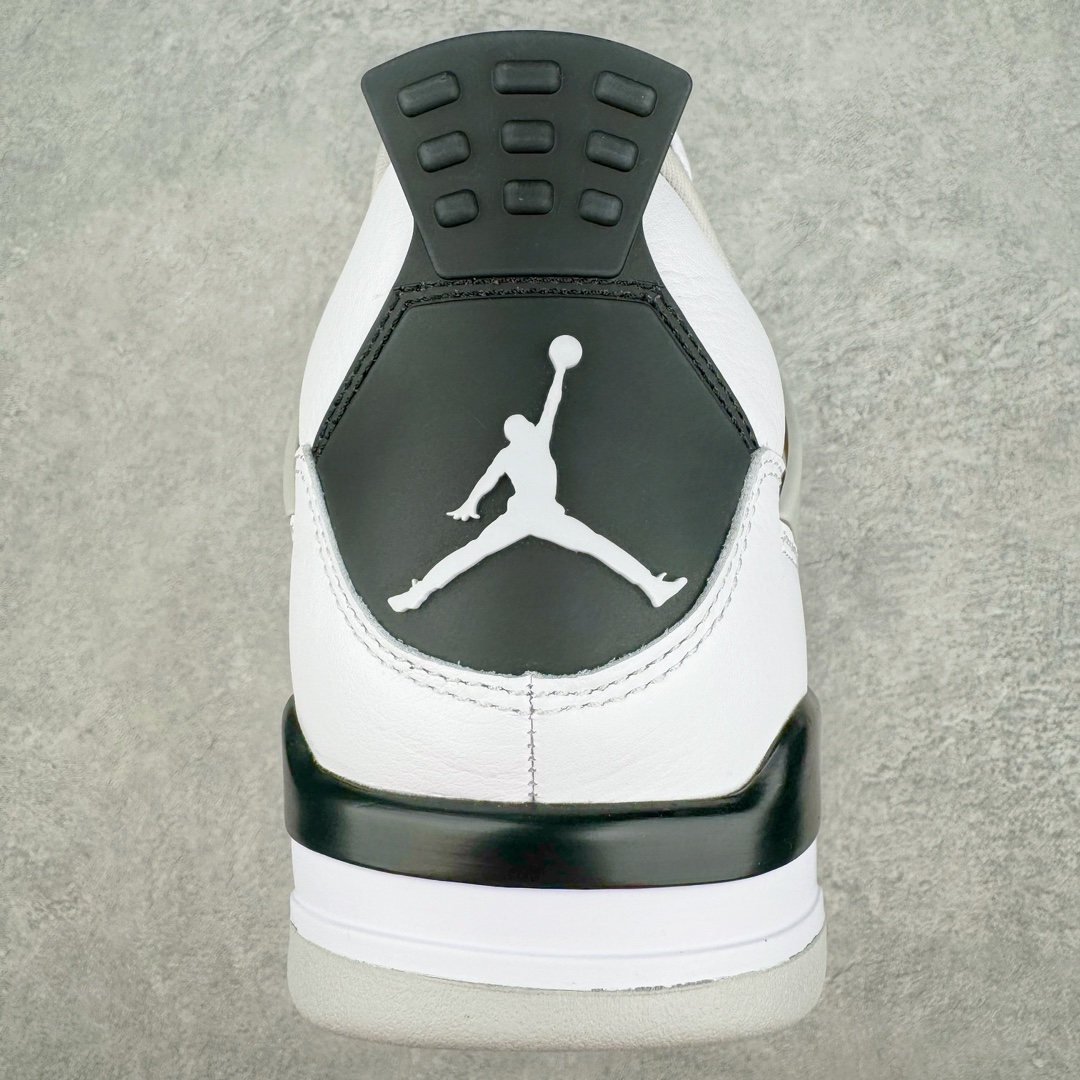 图片[8]-零售💰470 ＃lw纯原 Air Jordan AJ4 Retro 小白水泥 DH6927-111 第一梯队最新批次 细节多次校对改良 接近完美 细节达到可过鉴定标准 耗时半年巨作 全套原纸板楦头开发 原厂特供皮料加持 确保原汁原味 完美呈现四代版型 一比一鞋头弧度高度鞋身弧度 数据细节工艺流程均保持原鞋一致 原厂TPU网格鞋带扣 正确内里网布 菱角分明不变形无多余毛边 柔软性质感一致于原鞋 原厂织唛标 原厂飞人电绣工艺 尾指中部跳三针 独家绑鞋带手法 印刷中底布 四线拉帮 米色美纹纸贴合固定 进口港宝加持 后跟自然饱满 全鞋荧光划线卡点 追求极致完美 每一双都是工艺品 多重QC质检 超越公司货的品控标准 实实在在的免检产品 尺码：40 40.5 41 42 42.5 43 44 44.5 45 46 47.5 48.5 编码：by4936070-运动鞋