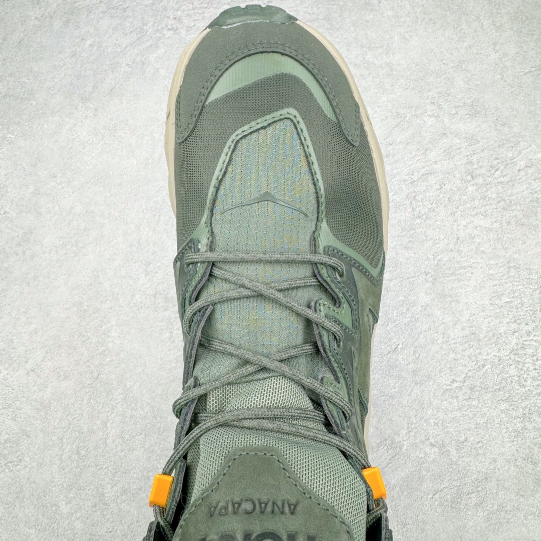 图片[4]-💰420 ＃X版纯原 Hoka M ANACAPA Mid GTX 中帮厚底锯齿坦克户外运动鞋 Vibram辽宁代工原装外底提供强大的防滑性能 5MM多向凸耳提供多种地形下的强劲抓地力 鞋面加入防水功能 汗气却可经由GORE-TEX薄膜上的微孔排出 皮革鞋面搭配耐磨 橡胶鞋头使鞋面具有良好的透气性 支撑性及保护性 上层缓冲EVA可为足底带来柔软舒适的缓冲感 底层橡胶化泡棉提供持久的缓震和支撑 尺码：36 36.5 37 38 38.5 39 40 40.5 41 42 42.5 43 44 44.5 45 46 编码：Xby4936090-运动鞋