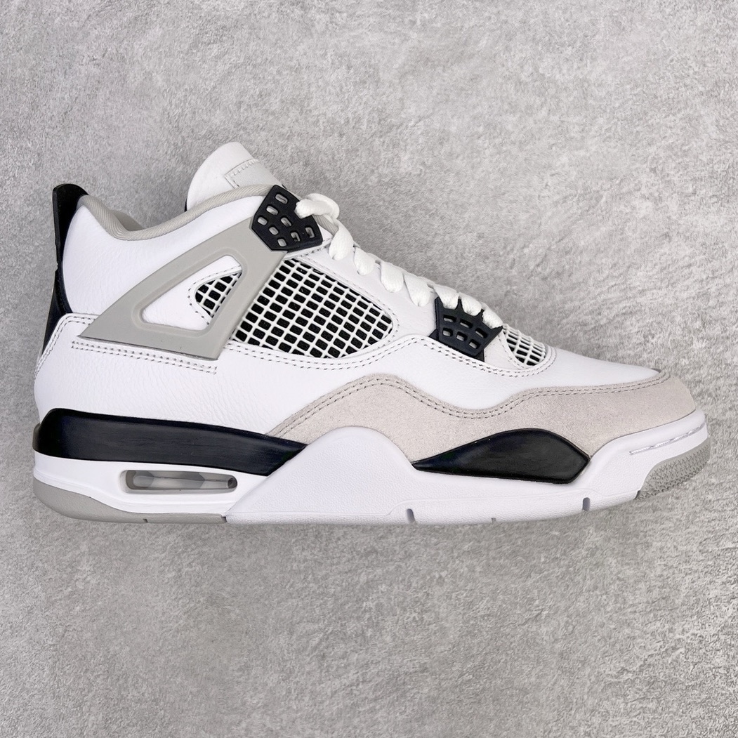 💰460 ＃GX Air Jordan AJ4 Retro 小白水泥 DH6927-111 圈内最强四代 独家外贸特供尺码含 45.5 49.5 50.5 耗时半年巨作 全套原纸板楦头开发 原厂特供皮料加持 确保原汁原味 完美呈现四代版型 一比一鞋头弧度高度鞋身弧度 数据细节工艺流程均保持原鞋一致 原厂TPU网格鞋带扣 正确内里网布 菱角分明不变形无多余毛边 柔软性质感一致于原鞋 市场唯一原厂鞋扣模具 背面可见隐藏注塑口 原厂织唛标 原厂飞人电绣工艺 尾指中部跳三针 独家绑鞋带手法 印刷中底布 四线拉帮 米色美纹纸贴合固定 进口港宝加持 后跟自然饱满 全鞋荧光划线卡点 追求极致完美 每一双都是工艺品 多重QC质检 超越公司货的品控标准 实实在在的免检产品 尺码：40 40.5 41 42 42.5 43 44 44.5 45 45.5 46 47.5 48.5 49.5 50.5 编码：by5936030-运动鞋