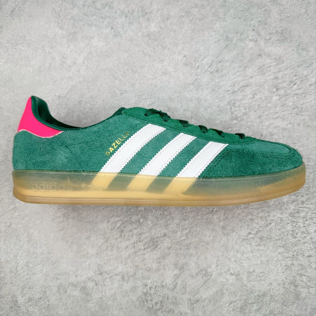 图片[4]-💰190 ＃HP纯原 AD Original Gazelle Indoor Trainers 瞪羚室内鞋系列低帮复古百搭休闲运动德训风板鞋 高端零售特供批次 原厂定制长毛翻毛皮组合环保纤维革鞋面材质 内置环保海玻璃鞋垫 外置RB橡胶大底 产品品控稳定性领先行业 原厂全套原楦原纸板冲刀磨具开发 原厂皮料加持 原厂港宝加持定型后跟R度完美 将复古进行到底 简约流畅 三十年不变经典 这款Gazelle运动鞋 无论面料、配色、质感或设计 都只在重现其1991年原款的经典 皮革鞋面 撞色三条纹和鞋跟标的设计 力求呈现90年代的经典复古风潮 Samba火热的同时 也带动了其它的复古鞋型 Gazelle便是其中一只 Gazelle Indoor拥有包边更宽的T字型鞋头 更好的保护运动员的前掌 浓浓的复古氛围感 非常适合现在流行的Cleanfit风格 尺码：35.5 36 36⅔ 37⅓ 38 38⅔ 39⅓ 40 40⅔ 41⅓ 42 42⅔ 43⅓ 44 44⅔ 45 编码：by2936060-运动鞋