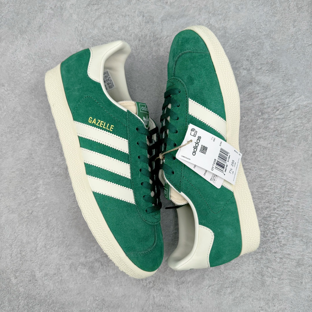 图片[3]-💰190 ＃HP纯原 AD Original Gazelle Trainers 瞪羚室内鞋系列低帮复古百搭休闲运动德训风板鞋 GY7338 高端零售特供批次 原厂定制长毛翻毛皮组合环保纤维革鞋面材质 内置环保海玻璃鞋垫 外置RB橡胶大底 产品品控稳定性领先行业 原厂全套原楦原纸板冲刀磨具开发 原厂皮料加持 原厂港宝加持定型后跟R度完美 将复古进行到底 简约流畅 三十年不变经典 这款Gazelle运动鞋 无论面料、配色、质感或设计 都只在重现其1991年原款的经典 皮革鞋面 撞色三条纹和鞋跟标的设计 力求呈现90年代的经典复古风潮 Samba火热的同时 也带动了其它的复古鞋型 Gazelle便是其中一只 Gazelle Indoor拥有包边更宽的T字型鞋头 更好的保护运动员的前掌 浓浓的复古氛围感 非常适合现在流行的Cleanfit风格 尺码：35.5 36 36⅔ 37⅓ 38 38⅔ 39⅓ 40 40⅔ 41⅓ 42 42⅔ 43⅓ 44 44⅔ 45 编码：by2936060-运动鞋