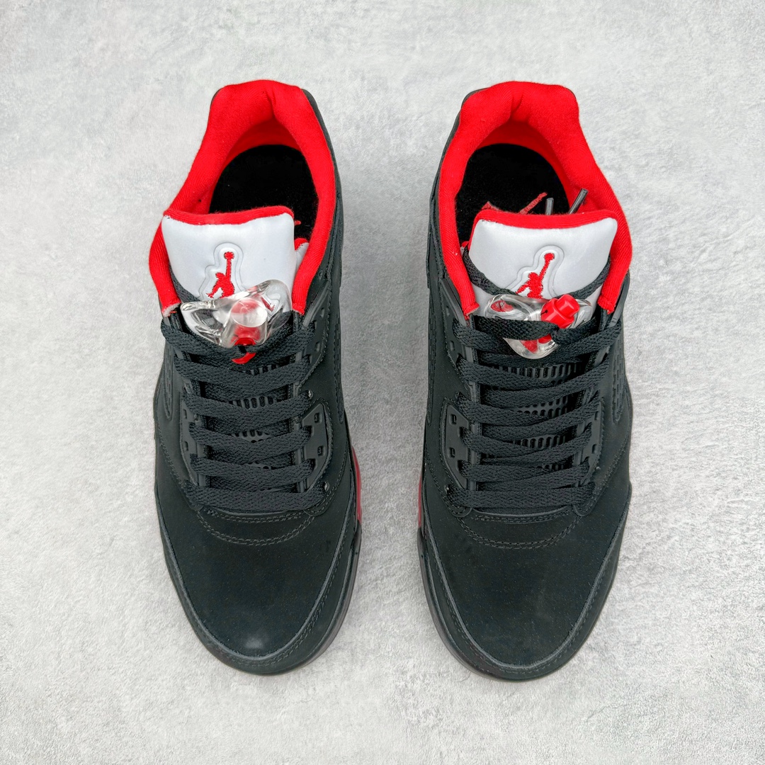 图片[2]-💰260 Air Jordan AJ5 Low “Alternate ’90” 黑红低帮 819171-001 国内头层皮料订染 用料绝不含糊 工艺方面大到整体鞋型 漏斗收腰 底线拉帮 LOGO立体 小到针眼排布 载片对称  鞋标规范 鞋垫背胶 中底可视气垫 半透明水晶大底等等 Size：36 36.5 37 37.5 38 38.5 39 40 40.5 41 42 42.5 43 44 44.5 45 46 47.5 编码：Bby3936030-运动鞋