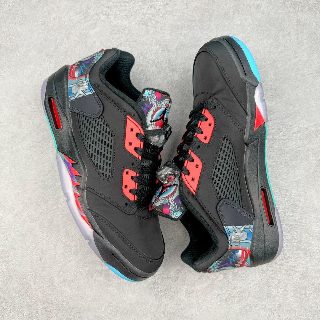 图片[3]-💰260 Air Jordan AJ5 Low “China” 中国风筝配色 风鸢 840475-060 国内头层皮料订染 用料绝不含糊 工艺方面大到整体鞋型 漏斗收腰 底线拉帮 LOGO立体 小到针眼排布 载片对称  鞋标规范 鞋垫背胶 中底可视气垫 半透明水晶大底等等 Size：36 36.5 37 37.5 38 38.5 39 40 40.5 41 42 42.5 43 44 44.5 45 46 47.5 编码：Bby3936030-运动鞋