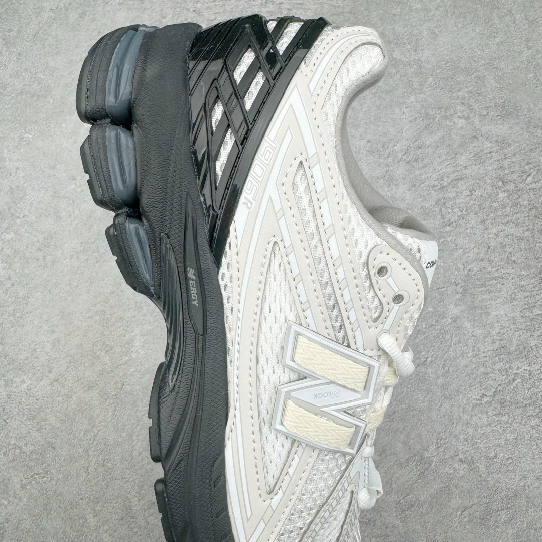 图片[6]-💰240 ＃纯原 New Balance NB2002系列 男女休闲慢跑鞋 必备的时髦单品之一 最新出的2002R系列 这款延续了经典科技 升级版N-ERGY缓震物料机能与材质上脚太舒适了 鞋面的柔软麂皮搭配尼龙网布 特别透气而且还复古感 不管是搭配牛仔裤还工装裤都是百搭！小红书众多博主上脚推荐！尺码：36 36.5 37.5 38 38.5 39.5 40 40.5 41 42 42.5 43 44 44.5 45 编码：Mby3963010-运动鞋