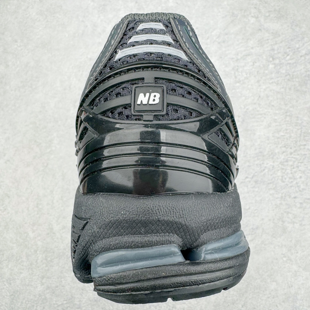 图片[8]-💰240 ＃纯原 New Balance NB2002系列 男女休闲慢跑鞋 必备的时髦单品之一 最新出的2002R系列 这款延续了经典科技 升级版N-ERGY缓震物料机能与材质上脚太舒适了 鞋面的柔软麂皮搭配尼龙网布 特别透气而且还复古感 不管是搭配牛仔裤还工装裤都是百搭！小红书众多博主上脚推荐！尺码：36 36.5 37.5 38 38.5 39.5 40 40.5 41 42 42.5 43 44 44.5 45 编码：Mby3963010-运动鞋