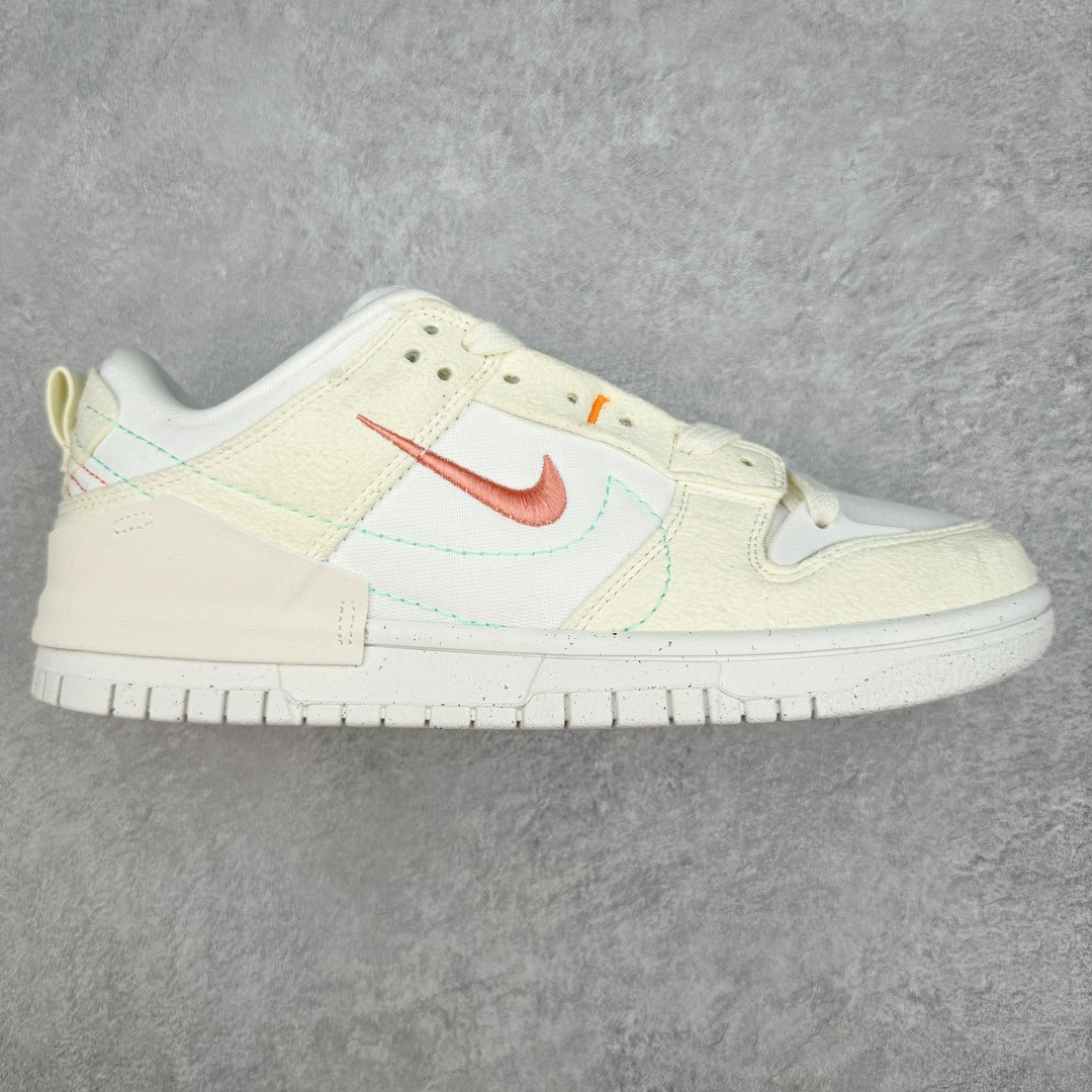 图片[2]-💰180 ＃yh纯原 NK Dunk Low Disrupt DR2 解构风滑板鞋 整双鞋的配色风格较为清新 白色的织物鞋面搭配各部位的帆布材质 内侧的 Swoosh 采用缝线勾勒出轮廓 最亮眼的设计莫过于外侧的小型 Swoosh 使用粉色刺绣制作而成 在稳重的同时又不失俏皮可爱 后跟周围使用帆布材质做半包露出一半的橡胶中底 融入女性的摩登感觉 为经久不衰的设计增添了新的亮点 尺码：36 36.5 37 38 38.5 39 40 40.5 41 42 42.5 43 44 44.5 45 46 47.5 编码：by2936050-运动鞋