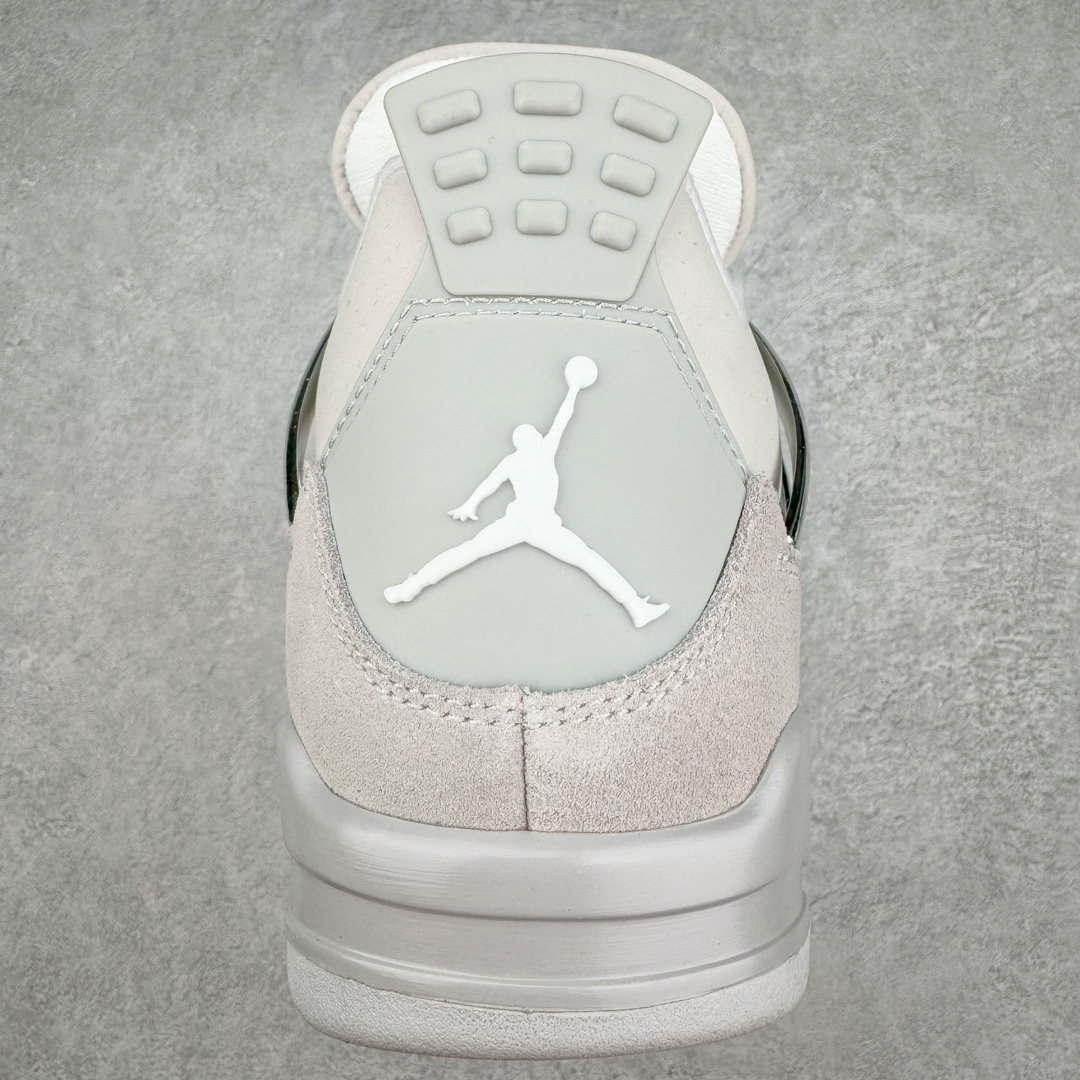 图片[8]-💰390 ＃SZ纯原 Air Jordan AJ4 Retro 电镀银 AQ9129-001 目前可过各类鉴定或无法鉴定 裸鞋随意操作 第一梯队最新批次 细节多次校对改良 接近完美 细节达到可过鉴定标准 耗时半年巨作 全套原纸板楦头开发 原厂特供皮料加持 确保原汁原味 完美呈现四代版型 一比一鞋头弧度高度鞋身弧度 数据细节工艺流程均保持原鞋一致 原厂TPU网格鞋带扣 正确内里网布 菱角分明不变形无多余毛边 柔软性质感一致于原鞋 原厂织唛标 原厂飞人电绣工艺 尾指中部跳三针 独家绑鞋带手法 印刷中底布 四线拉帮 米色美纹纸贴合固定 进口港宝加持 后跟自然饱满 全鞋荧光划线卡点 追求极致完美 每一双都是工艺品 多重QC质检 超越公司货的品控标准 实实在在的免检产品 尺码：40 40.5 41 42 42.5 43 44 44.5 45 46 47.5 48.5 编码：by4936060-运动鞋