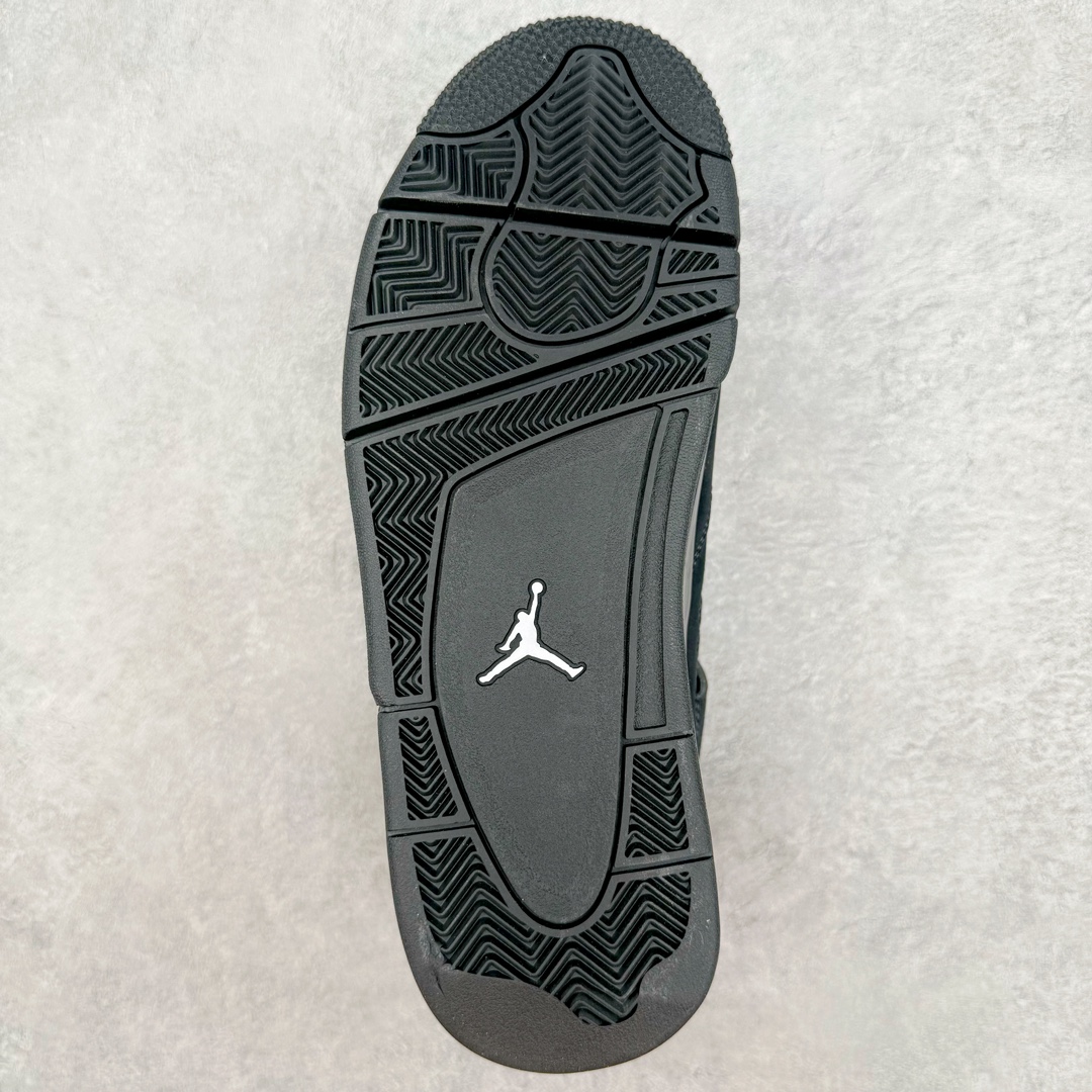 图片[9]-💰390 ＃SZ纯原 Air Jordan AJ4 Retro 黑猫 CU1110-010 目前可过各类鉴定或无法鉴定 裸鞋随意操作 第一梯队最新批次 细节多次校对改良 接近完美 细节达到可过鉴定标准 耗时半年巨作 全套原纸板楦头开发 原厂特供皮料加持 确保原汁原味 完美呈现四代版型 一比一鞋头弧度高度鞋身弧度 数据细节工艺流程均保持原鞋一致 原厂TPU网格鞋带扣 正确内里网布 菱角分明不变形无多余毛边 柔软性质感一致于原鞋 原厂织唛标 原厂飞人电绣工艺 尾指中部跳三针 独家绑鞋带手法 印刷中底布 四线拉帮 米色美纹纸贴合固定 进口港宝加持 后跟自然饱满 全鞋荧光划线卡点 追求极致完美 每一双都是工艺品 多重QC质检 超越公司货的品控标准 实实在在的免检产品 尺码：40 40.5 41 42 42.5 43 44 44.5 45 46 47.5 48.5 编码：by4936060-运动鞋