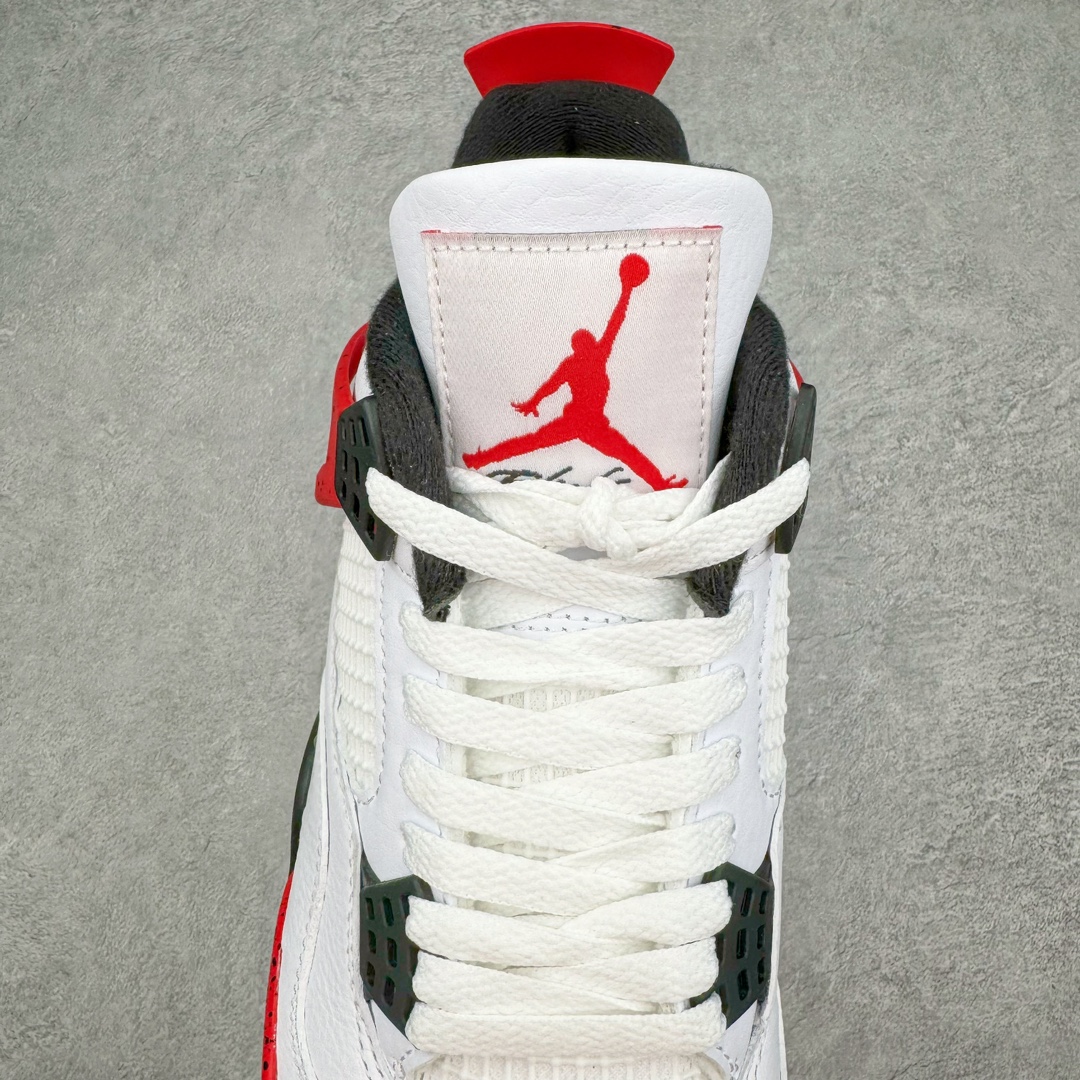 图片[5]-💰390 ＃SZ纯原 Air Jordan AJ4 Retro 白黑红 红水泥 DH6927-161 目前可过各类鉴定或无法鉴定 裸鞋随意操作 第一梯队最新批次 细节多次校对改良 接近完美 细节达到可过鉴定标准 耗时半年巨作 全套原纸板楦头开发 原厂特供皮料加持 确保原汁原味 完美呈现四代版型 一比一鞋头弧度高度鞋身弧度 数据细节工艺流程均保持原鞋一致 原厂TPU网格鞋带扣 正确内里网布 菱角分明不变形无多余毛边 柔软性质感一致于原鞋 原厂织唛标 原厂飞人电绣工艺 尾指中部跳三针 独家绑鞋带手法 印刷中底布 四线拉帮 米色美纹纸贴合固定 进口港宝加持 后跟自然饱满 全鞋荧光划线卡点 追求极致完美 每一双都是工艺品 多重QC质检 超越公司货的品控标准 实实在在的免检产品 尺码：40 40.5 41 42 42.5 43 44 44.5 45 46 47.5 48.5 编码：by4936060-运动鞋