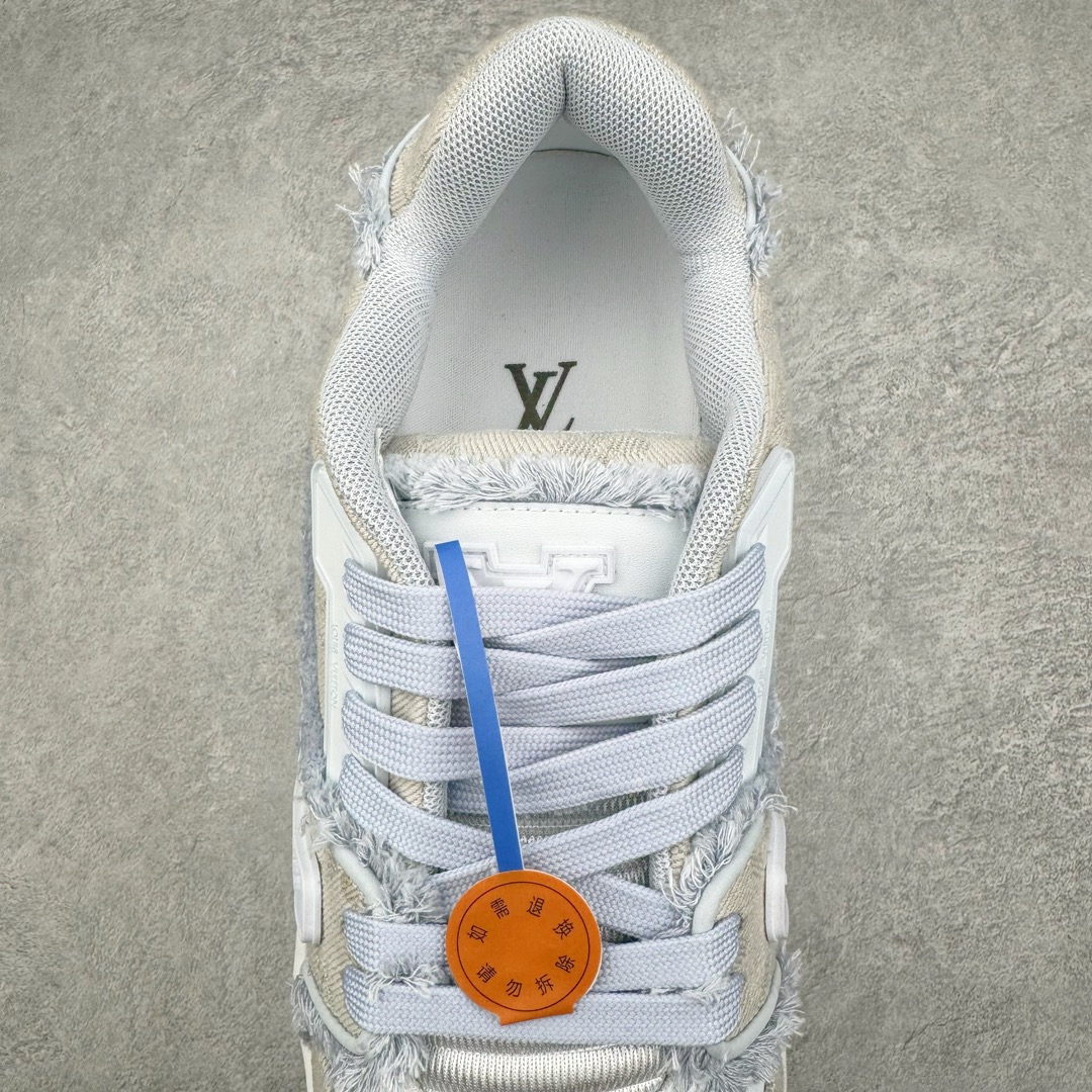 图片[5]-💰560 ＃K纯原 Louis Vuitton Trainer lv时装走秀运动鞋 做旧系列 市场所有版本中综合最强的货品 GD实力大厂出品  全网最全配色更新最快 最成熟的做工稳定的品控  完美鞋型超高的清洁度 零毛边线头瑕疵 全套原楦原纸版原鞋开模 全网最具灵魂的版型 正确原装黄色鞋盒 正确中底印花 鞋面印花3D高频深度立体 全鞋电脑针车 紧密相连 针距密度一致 环保乳胶注塑鞋垫 厚度脚感还原原版 皮面裁剪部位 统一油边封口工艺 原装橡胶大底含胶量大底组合零偏差 专柜全套包装 防尘袋 说明书 质保卡 男女鞋 尺码：35 36 37 38 39 40 41 42 43 44 45 编码：yby6936020-运动鞋