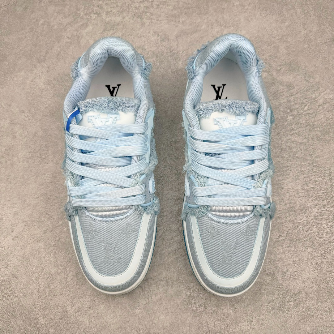 图片[2]-💰560 ＃K纯原 Louis Vuitton Trainer lv时装走秀运动鞋 做旧系列 市场所有版本中综合最强的货品 GD实力大厂出品  全网最全配色更新最快 最成熟的做工稳定的品控  完美鞋型超高的清洁度 零毛边线头瑕疵 全套原楦原纸版原鞋开模 全网最具灵魂的版型 正确原装黄色鞋盒 正确中底印花 鞋面印花3D高频深度立体 全鞋电脑针车 紧密相连 针距密度一致 环保乳胶注塑鞋垫 厚度脚感还原原版 皮面裁剪部位 统一油边封口工艺 原装橡胶大底含胶量大底组合零偏差 专柜全套包装 防尘袋 说明书 质保卡 男女鞋 尺码：35 36 37 38 39 40 41 42 43 44 45 编码：yby6936020-运动鞋