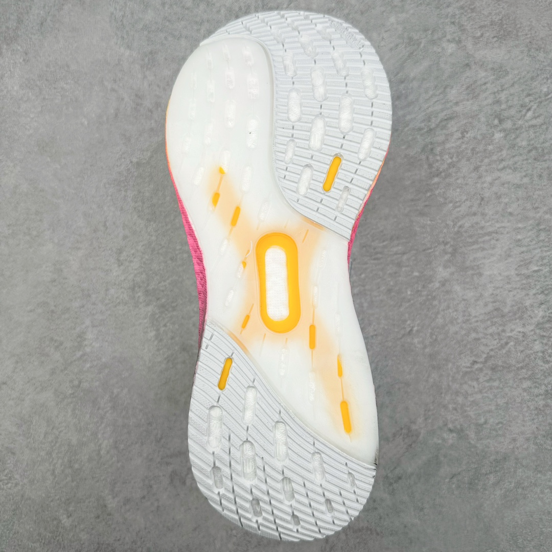 图片[9]-💰170 ＃X版 AD Ultra Boost Light UB10.0 系列低帮袜套式针织透气缓震休闲运动慢跑鞋 ID8840 历经10年不断创新以科技重塑跑步推出全新超轻新科技跑鞋 力求为跑步添活力 搭载LIGHT BOOST中底的新鲜演绎 无论节奏快慢、距离长短 伴你活力畅跑 延续了该系列的设计语言 采用分区编织鞋面 鞋头处网眼孔洞更大 提升透气性 一体式鞋舌 避免运动中出现偏移 实现鞋脚一体性 鞋侧 TPU 材质 有效提供支撑性 镂空的设计 同时减轻整体重量 最明显的则是中底部分 不仅是厚度夸张 大家最熟悉的 Boost 材质终于迎来升级 减重 30% 带来更轻量化的上脚感受 SIZE：36 36.5 37 38 38.5 39 40 40.5 41 42 42.5 43 44 44.5 45 编码：by2936040-运动鞋