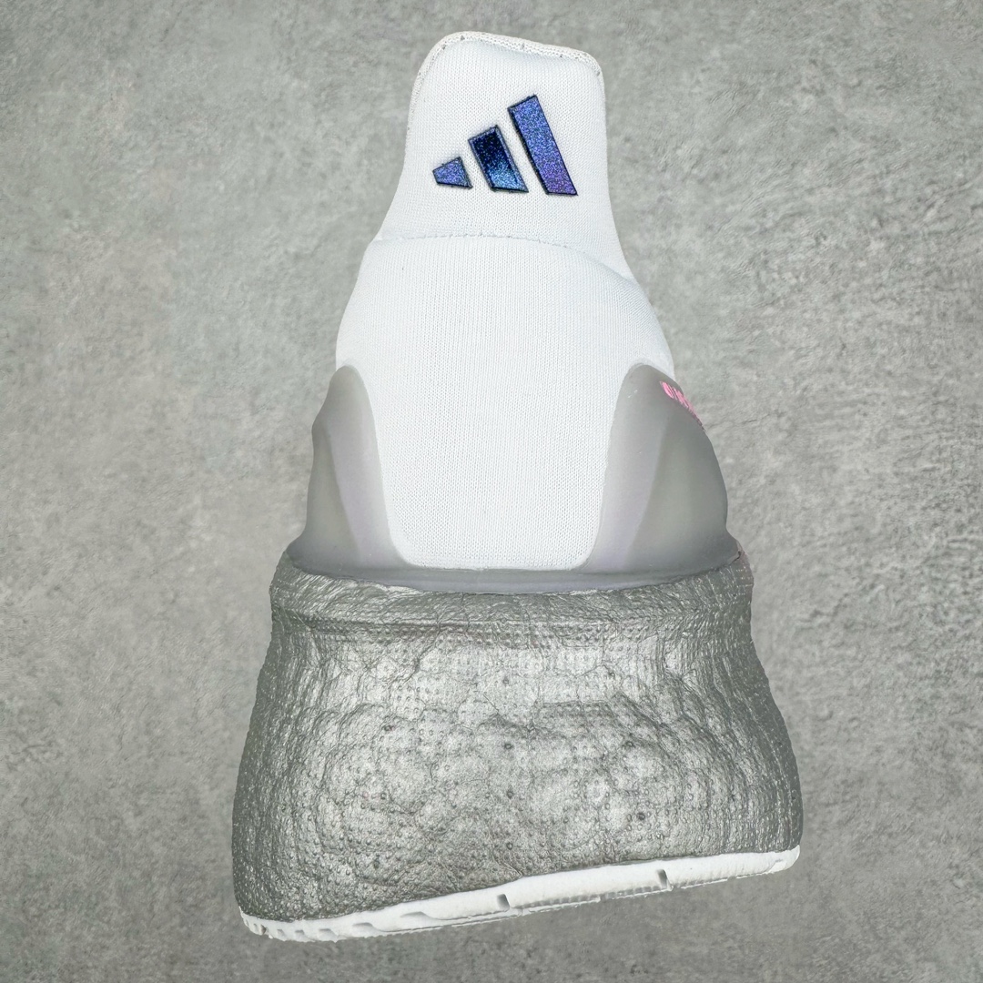 图片[8]-💰170 ＃X版 AD Ultra Boost Light UB10.0 系列低帮袜套式针织透气缓震休闲运动慢跑鞋 ID8840 历经10年不断创新以科技重塑跑步推出全新超轻新科技跑鞋 力求为跑步添活力 搭载LIGHT BOOST中底的新鲜演绎 无论节奏快慢、距离长短 伴你活力畅跑 延续了该系列的设计语言 采用分区编织鞋面 鞋头处网眼孔洞更大 提升透气性 一体式鞋舌 避免运动中出现偏移 实现鞋脚一体性 鞋侧 TPU 材质 有效提供支撑性 镂空的设计 同时减轻整体重量 最明显的则是中底部分 不仅是厚度夸张 大家最熟悉的 Boost 材质终于迎来升级 减重 30% 带来更轻量化的上脚感受 SIZE：36 36.5 37 38 38.5 39 40 40.5 41 42 42.5 43 44 44.5 45 编码：by2936040-运动鞋