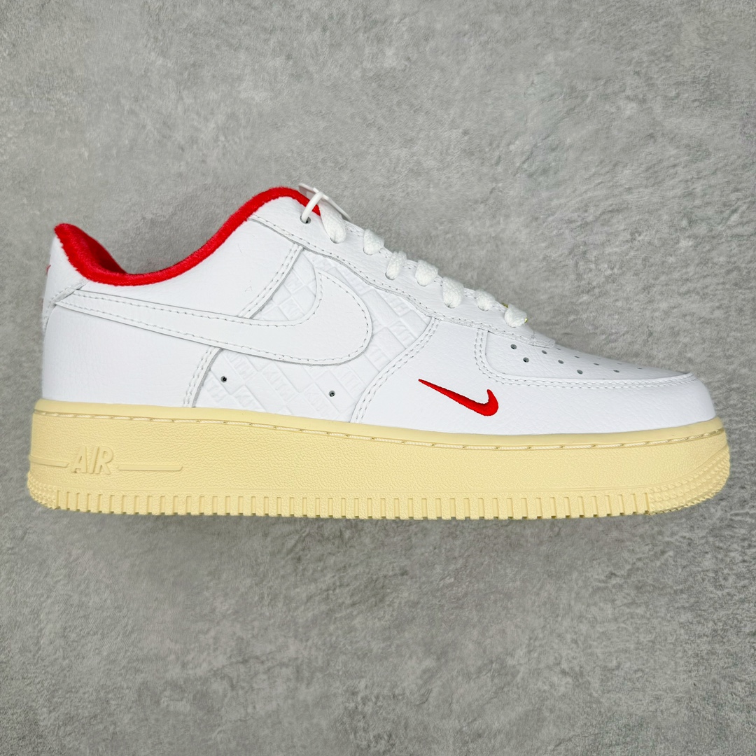 💰120 ＃VF福利特价‼NK Air Force 1´07 Low 空军一号低帮百搭休闲运动板鞋 知名大厂出品 柔软、弹性十足的缓震性能和出色的中底设计 横跨复古与现代的外型结合 造就出风靡全球三十多年的Force 1 直到今天还深受青睐 SIZE：35.5 36 36.5 37.5 38 38.5 39 40 40.5 41 42 42.5 43 44 44.5 45 编码：Hby1936090-运动鞋