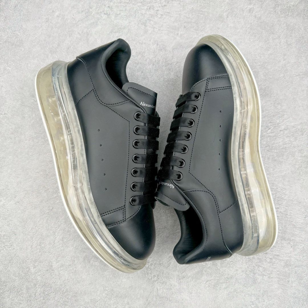 图片[3]-💰380 Alexander McQueen Air Cushion Sneaker 亚历山大·麦昆低帮时装厚底休闲气垫运动小白鞋 这款厚底运动休闲鞋又将掀起小白鞋之风 鞋底独立开模 PU+高透明橡胶真空气垫水晶底 设计上减轻重量又耐磨 气垫鞋底弹力又舒适 尺码：35-44 编码：Fby4936050-运动鞋