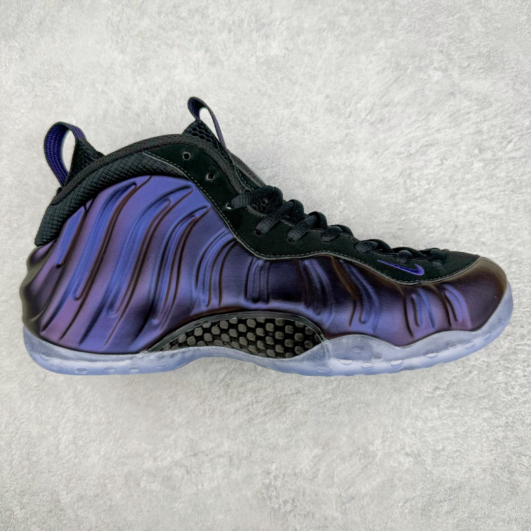 💰440 NK Air Foamposite Pro 新茄子喷2024 FN5212-001 莞产原底面 公司渠道同模具 鞋型发泡360度无死角 双层Zoom气垫植入 中底完美注胶 搭载原厂碳纤维材质 诞生于1997年的NK Air Foamposite系列可以说是整个球鞋历史上最为经典的系列之一 也就是我们常说的“喷”和“泡” 其中“喷”由Foamposite One代言人Penny的英文音译而来 而“泡”则来源于另一款鞋型 Foamposite Pro中\”pro\”的音译 在诞生初期 由于高昂的造价以及超前的外形 Foamposite系列的反对者不在少数 甚至有人认为这款鞋会毁掉整个球鞋行业 但事实证明这双灵感来自于甲虫 自带“黑科技”鞋面以及双层Zoom+大块碳板的太空球鞋不仅受到了大众的接受与追捧 并且成功的影响了篮球鞋的发展 SIZE：38.5 39 40 40.5 41 42 42.5 43 44 44.5 45 46 编码：by5936010-运动鞋