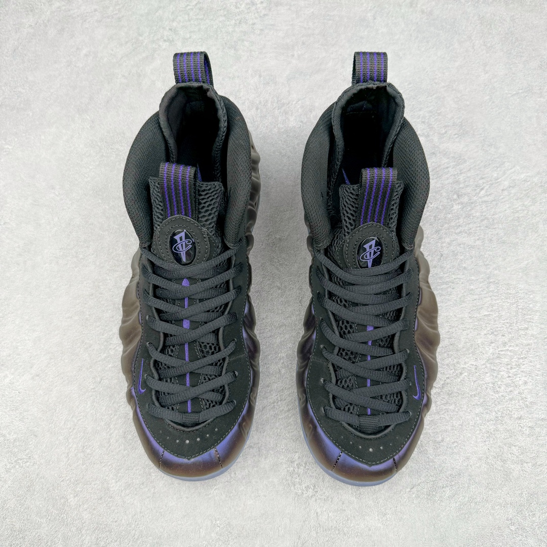 图片[2]-💰440 NK Air Foamposite Pro 新茄子喷2024 FN5212-001 莞产原底面 公司渠道同模具 鞋型发泡360度无死角 双层Zoom气垫植入 中底完美注胶 搭载原厂碳纤维材质 诞生于1997年的NK Air Foamposite系列可以说是整个球鞋历史上最为经典的系列之一 也就是我们常说的“喷”和“泡” 其中“喷”由Foamposite One代言人Penny的英文音译而来 而“泡”则来源于另一款鞋型 Foamposite Pro中\”pro\”的音译 在诞生初期 由于高昂的造价以及超前的外形 Foamposite系列的反对者不在少数 甚至有人认为这款鞋会毁掉整个球鞋行业 但事实证明这双灵感来自于甲虫 自带“黑科技”鞋面以及双层Zoom+大块碳板的太空球鞋不仅受到了大众的接受与追捧 并且成功的影响了篮球鞋的发展 SIZE：38.5 39 40 40.5 41 42 42.5 43 44 44.5 45 46 编码：by5936010-运动鞋