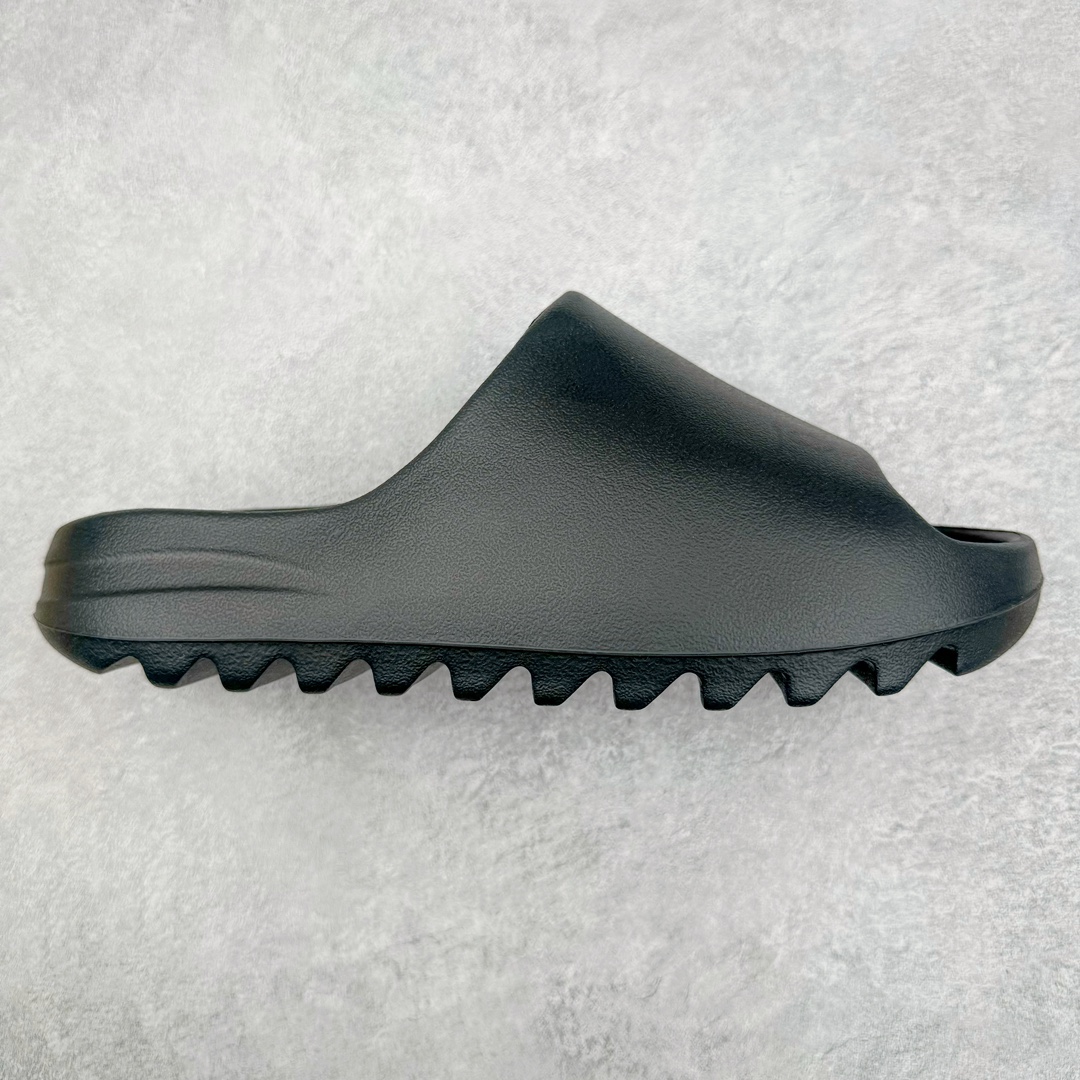 NO:224386,#Lw Pure Original YEEZY SLIDE Coconut Slippers Same Original Company EVA Particle Environmentally friendly plastic Original instruction formula Elastic card colors keep the original shoes consistent craftsmanship craftsmanship made of using the full set of original imported MD molds Full set of original lasts Stainless steel sizing shoe mouth curve size The upper color and texture are synchronized Original shoes LOGO Inside steel stamp clear and neat Original custom original standard Year-on-year ZP Comply with human body design Exclusively developed to size 48.5 Size 36 37 38 39 40.5 42 43 44.5 46 47 48.5 Code by1936070, slippers, slippers19860909＃Lw纯原 YEEZY SLIDE 椰子拖鞋 同源公司EVA粒子环保塑料 原厂指令配方 弹性卡色均保持原鞋一致 匠心打造 采用原厂进口MD全套模具打造 全套原楦头 鞋口弧度大小 鞋面色泽质感同步原鞋 LOGO内侧钢印清晰工整 原厂定制原标 同比ZP 符合人体设计 独家开发至48.5码 尺码36 37 38 39 40.5 42 43 44.5 46 47 48.5 编码by1936070,拖鞋,slippers,Women's Shoes