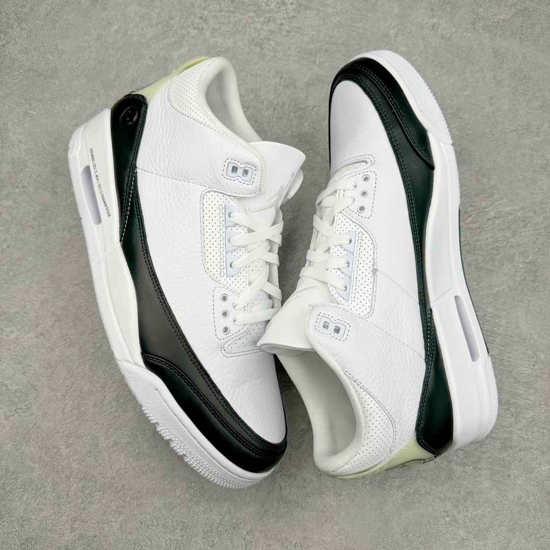 图片[3]-＃Lw纯原 Fragment Design x Air Jordan AJ3 Retro 藤原浩闪电联名 DA3595-100 圈内最强三代系列 匠心打造 开发时长超过半年 目前可过各类鉴定或无法鉴定 裸鞋随便操作 全套原纸板楦头开发 原厂大底磨具加持立体防滑纹理 原装可视Air Sole气垫 原汁原味最完美的三代版型 唯一正确鞋头趴度弧度高度鞋身腰线 原厂TPU彩虹扎染后跟饰片 正确内里反口里网布 皮料菱角分明不变形无多余毛边 广东原厂zp同批次手工大底描漆拉丝 市场唯一原厂鞋扣模具 原厂织唛标 原厂飞人电绣工艺 尾指中部跳三针 独家绑鞋带手法 印刷中底布 四线拉帮 米色美纹纸贴合固定 进口港宝加持 后跟自然饱满 全鞋荧光划线卡点 追求极致完美 每一双都是工艺品 多重QC质检 超越公司货的品控标准 实实在在的免检产品 尺码：36 36.5 37.5 38 38.5 39 40 40.5 41 42 42.5 43 44 44.5 45 45.5 46 47.5 48.5-选品中心