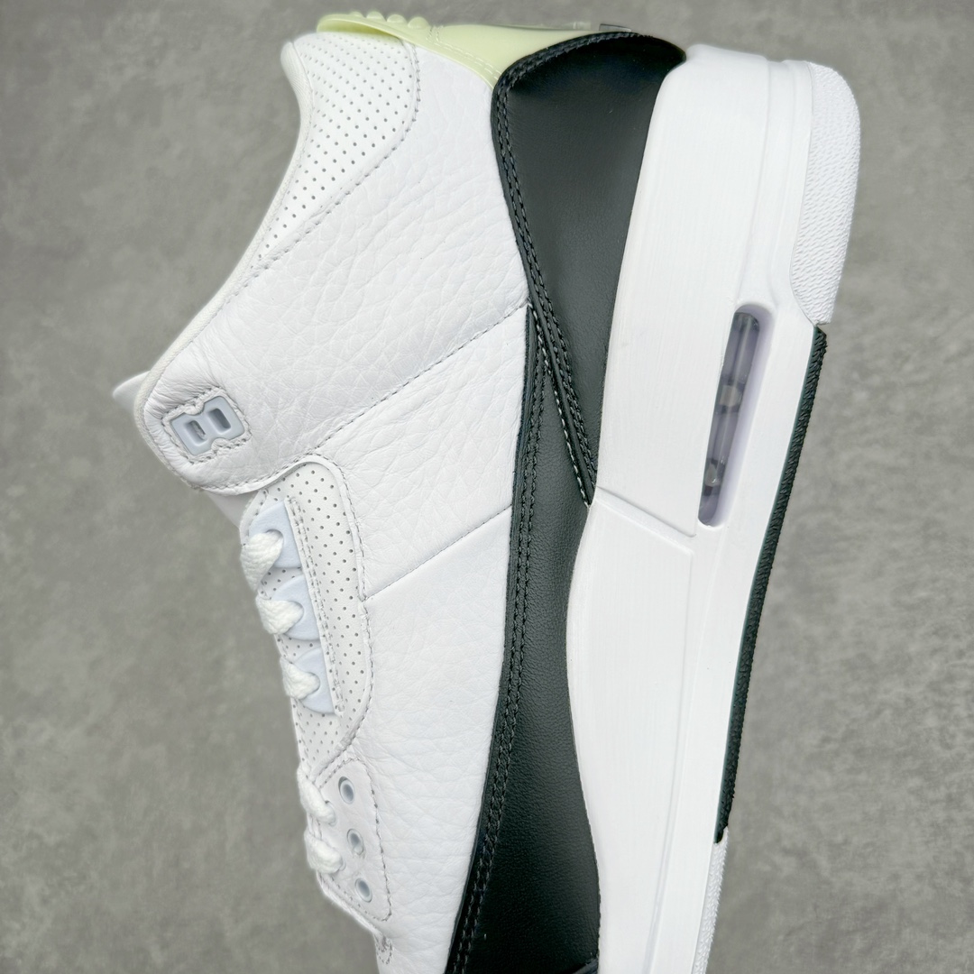 图片[7]-＃Lw纯原 Fragment Design x Air Jordan AJ3 Retro 藤原浩闪电联名 DA3595-100 圈内最强三代系列 匠心打造 开发时长超过半年 目前可过各类鉴定或无法鉴定 裸鞋随便操作 全套原纸板楦头开发 原厂大底磨具加持立体防滑纹理 原装可视Air Sole气垫 原汁原味最完美的三代版型 唯一正确鞋头趴度弧度高度鞋身腰线 原厂TPU彩虹扎染后跟饰片 正确内里反口里网布 皮料菱角分明不变形无多余毛边 广东原厂zp同批次手工大底描漆拉丝 市场唯一原厂鞋扣模具 原厂织唛标 原厂飞人电绣工艺 尾指中部跳三针 独家绑鞋带手法 印刷中底布 四线拉帮 米色美纹纸贴合固定 进口港宝加持 后跟自然饱满 全鞋荧光划线卡点 追求极致完美 每一双都是工艺品 多重QC质检 超越公司货的品控标准 实实在在的免检产品 尺码：36 36.5 37.5 38 38.5 39 40 40.5 41 42 42.5 43 44 44.5 45 45.5 46 47.5 48.5-选品中心