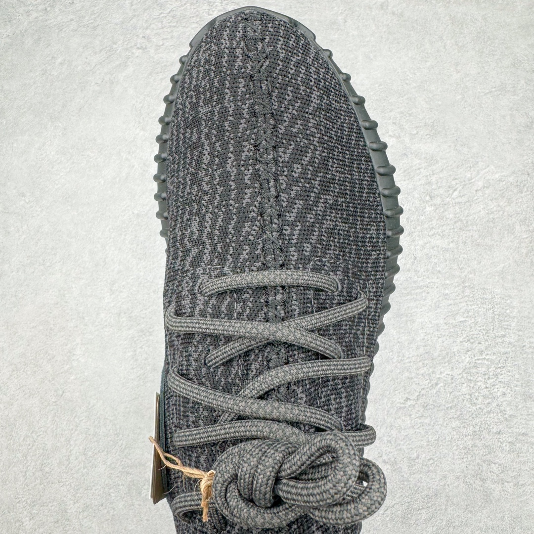 图片[4]-💰400 ＃Lw纯原 AD Yeezy 350 \”Pirate Black\” 初代黑武士 BB5350 原厂再生高弹纱 艺超原厂鞋带 原厂Cost高斯环保线 百宏原厂后拉织带环 德国进口巴斯夫大底 原档案底模数据 区别市面一切版本 均不是一个档次 辰元原厂针织代工 细节还原度极高 大几率过验 独家外贸特供48.5 尺码 36 36.5 37 38 38.5 39 40 40.5 41 42 42.5 43 44 44.5 45 46 47 47.5 48.5 编码：by4936070-运动鞋