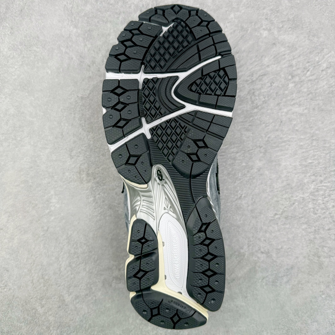 图片[9]-＃M纯原 JJJJound x New Balance M2002RU2 灰蓝黑 NB新百伦潮流复古织物皮革减震防滑耐磨轻便低帮跑步鞋 原档数据独立私模大底 唯一正确六层组合大底 RB前软后硬 百分百还原原鞋脚感 基于市场现有版本全新升级调整 NB市场最强产物 全网最全配色加持 全套原楦原纸板原厂数据开发 全鞋电脑针车加持 原厂网布 原装进口头层翻毛皮料正确绒感卡色 正确中底拉帮中底网布细节 一比一手工擦旧效果 冲裁组合 匠心打造 耗时两个月开发完成 工艺极其复杂难度可想而知 高端零售专供产物 尺码：36 37 37.5 38 38.5 39.5 40 40.5 41.5 42 42.5 43 44 44.5 45 45.5 46.5 47-选品中心