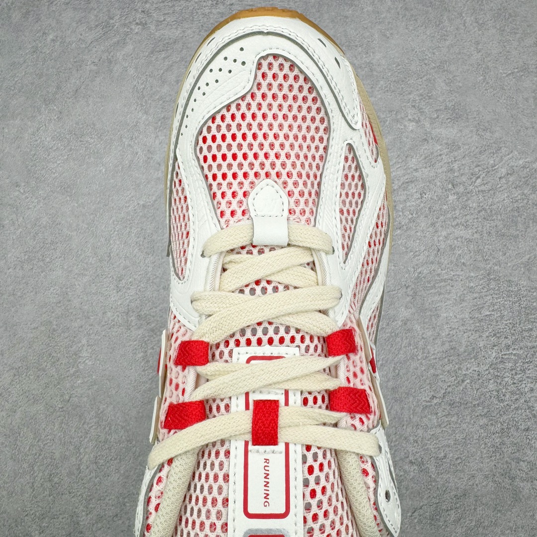 图片[4]-＃M纯原 New Balance M1906RO 白红 NB新百伦潮流复古织物皮革减震防滑耐磨轻便低帮跑步鞋 原档数据独立私模大底 唯一正确六层组合大底 RB前软后硬 百分百还原原鞋脚感 基于市场现有版本全新升级调整 NB市场最强产物 全网最全配色加持 全套原楦原纸板原厂数据开发 全鞋电脑针车加持 原厂网布 原装进口头层翻毛皮料正确绒感卡色 正确中底拉帮中底网布细节 一比一手工擦旧效果 冲裁组合 匠心打造 耗时两个月开发完成 工艺极其复杂难度可想而知 高端零售专供产物 尺码：36 37 37.5 38 38.5 39.5 40 40.5 41.5 42 42.5 43 44 44.5 45 45.5 46.5 47-选品中心