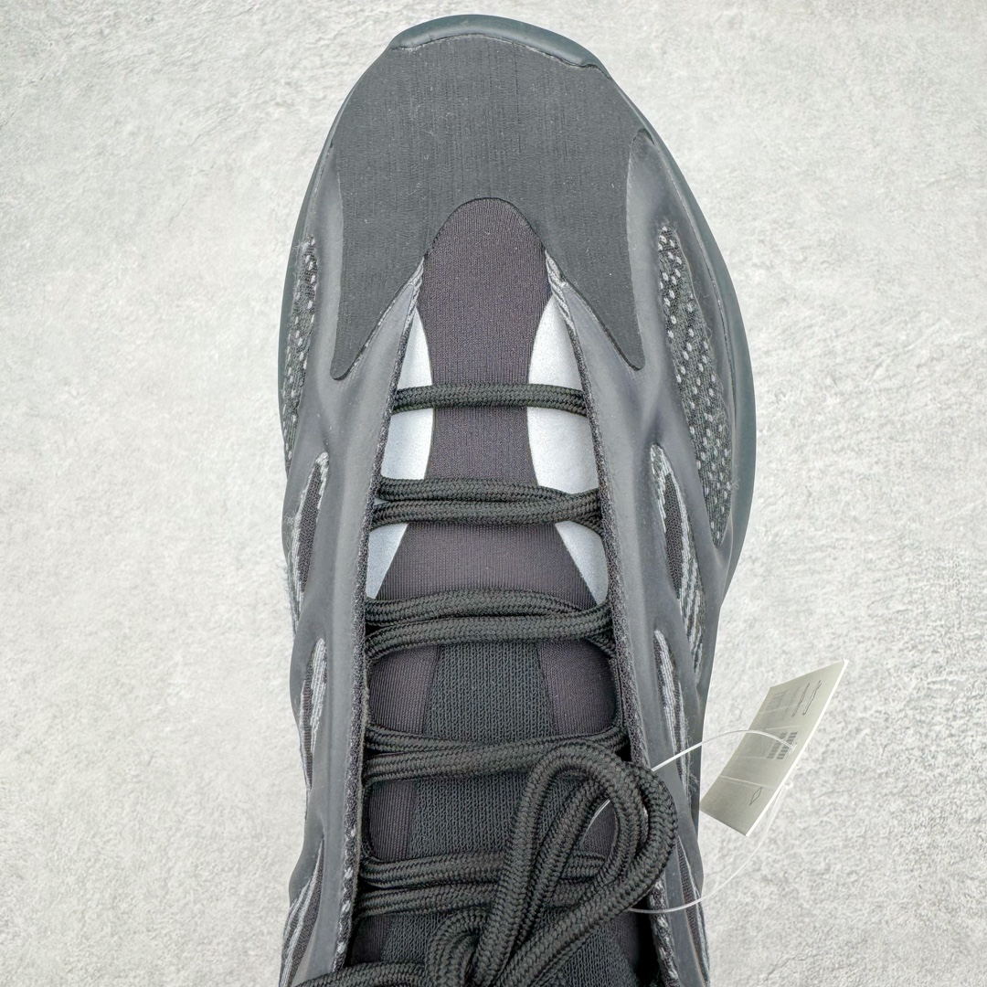 图片[4]-＃Lw纯原 yeezy 700V3 黑武士配色 H67799 全套原楦原纸版 打造灵魂正确版型 原厂贾卡原面 纹路与正品一致 高频进口夜光KPU完美组合原面 呈现炫丽星空夜光效果 此款非Boost爆米花科技 鞋底采用BOUNCE 全新缓震科技 脚感同样舒适 原厂RB鞋头材质 质感厚度与正品一致 完美贴合成型 正确原盒原标包装 匠心工艺 仅对原鞋 完美充正几率过验！尺码 36 36.5 40 40.5 41 42 42.5 43 44 44.5 45 46 46.5 47 48-选品中心