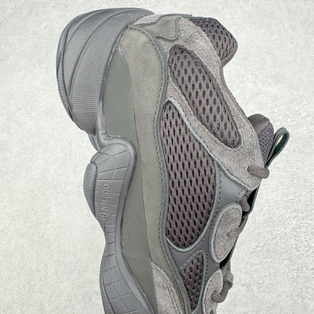图片[6]-＃Lw纯原 Yeezy 500 Desert Rat 黑色 F36640 圈内高端卖家首选 完美零瑕疵 冲正绝不翻车 万邦原厂翻毛、甩纹牛皮 内置adiPRENE+减震科技 全鞋包括内里 机台针车间距调整与原版一致 原底模具开发 \\\”adiPRENE\\\”字样完美呈现 UV紫光下 鞋面、鞋垫反馈效果正确 原标测写 内外标、吊牌芯片卡 遵循原版 尺码：36 36.5 37 38 38.5 39 40 40.5 41 42 42.5 43 44 44.5 45 46 46.5 47 48-选品中心