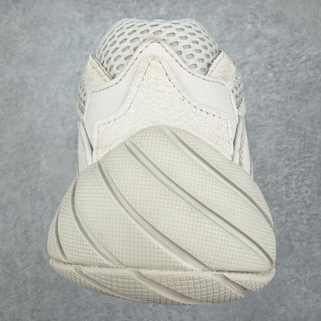 图片[8]-＃Lw纯原 Yeezy 500 Desert Rat 灰白色 DB2908 圈内高端卖家首选 完美零瑕疵 冲正绝不翻车 万邦原厂翻毛、甩纹牛皮 内置adiPRENE+减震科技 全鞋包括内里 机台针车间距调整与原版一致 原底模具开发 \\\”adiPRENE\\\”字样完美呈现 UV紫光下 鞋面、鞋垫反馈效果正确 原标测写 内外标、吊牌芯片卡 遵循原版 尺码：36 36.5 37 38 38.5 39 40 40.5 41 42 42.5 43 44 44.5 45 46 46.5 47 48-选品中心