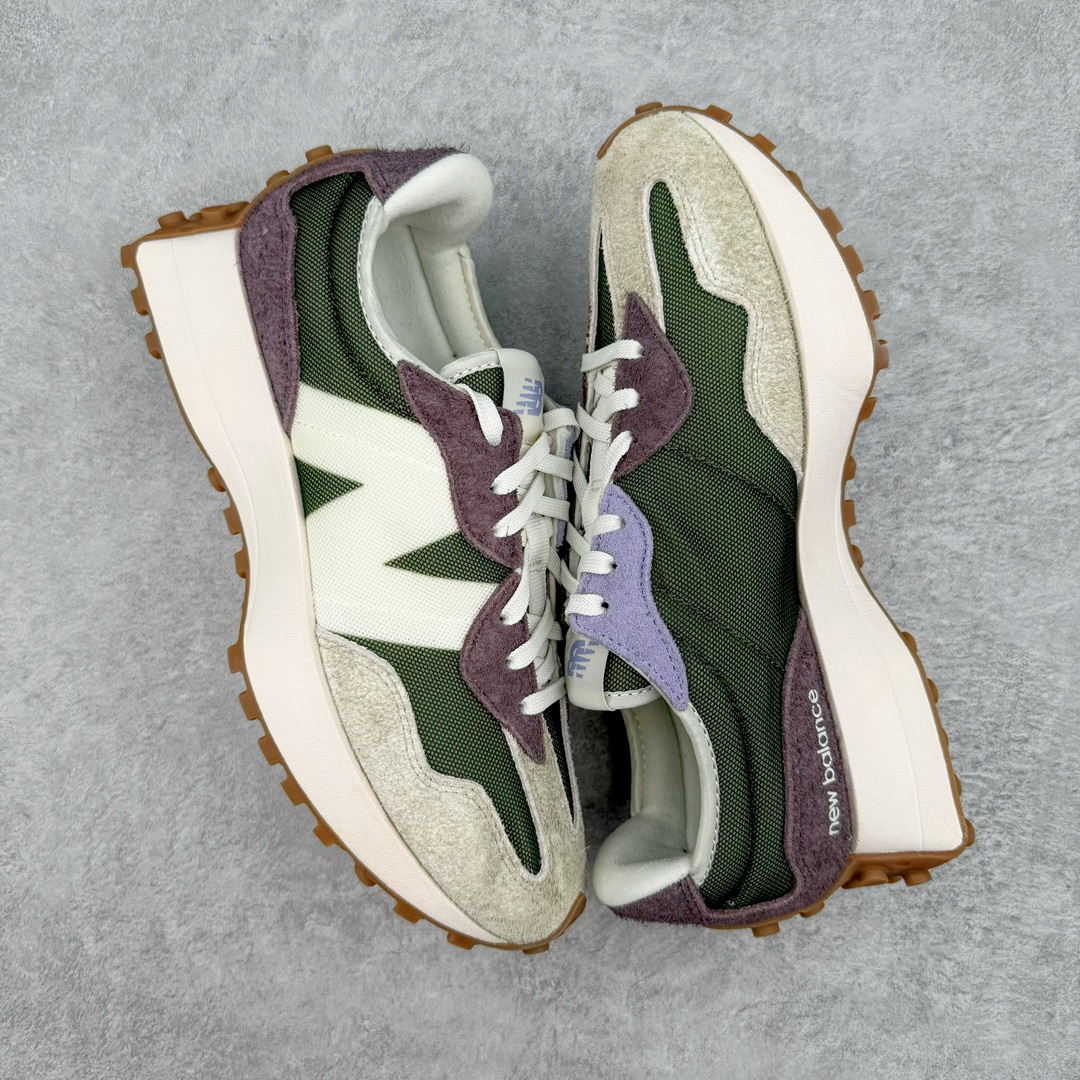 图片[3]-＃M纯原 New Balance NB327 新百伦系列复古休闲运动慢跑鞋 灰绿紫 WS327COB 原厂细翻毛 原数据档案结合二次高弾MD材料打造原版鞋底 鞋面由原厂特殊定制材料纹路细腻 多道序QC把关品质完善 细节完美 以更纯粹的复古风格设计打造的全新造型 侧身还以解构设计 将 N 字标志以做旧压花样式呈现 样式别具新意 而麂皮、冲孔皮革的塑造 则呈现出高级怀旧气质 也让鞋款在奢华时装风格与运动氛围之间达到了平衡 尺码：36 37 37.5 38 38.5 39.5 40 40.5 41.5 42 42.5 43 44 44.5 45 45.5-选品中心