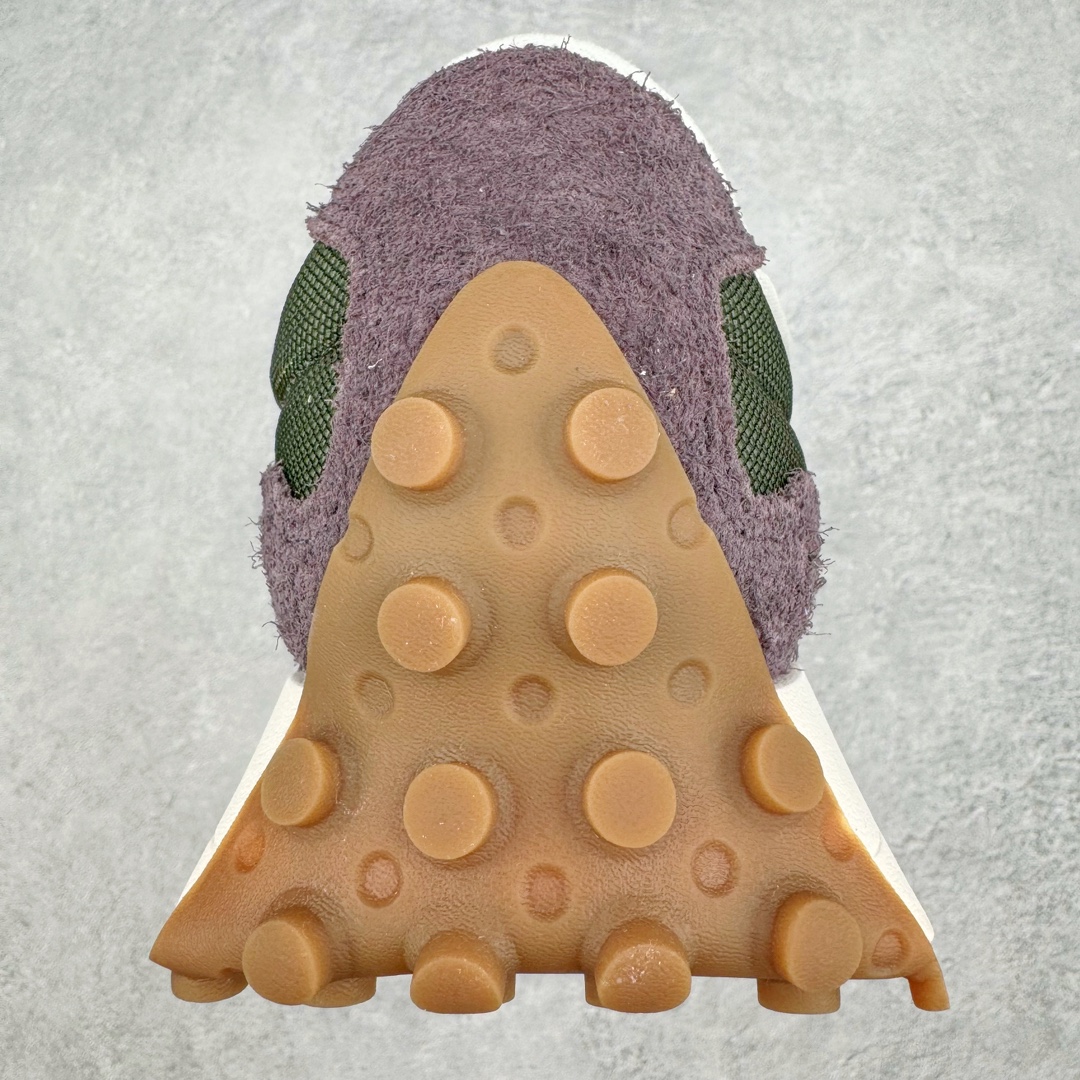 图片[8]-＃M纯原 New Balance NB327 新百伦系列复古休闲运动慢跑鞋 灰绿紫 WS327COB 原厂细翻毛 原数据档案结合二次高弾MD材料打造原版鞋底 鞋面由原厂特殊定制材料纹路细腻 多道序QC把关品质完善 细节完美 以更纯粹的复古风格设计打造的全新造型 侧身还以解构设计 将 N 字标志以做旧压花样式呈现 样式别具新意 而麂皮、冲孔皮革的塑造 则呈现出高级怀旧气质 也让鞋款在奢华时装风格与运动氛围之间达到了平衡 尺码：36 37 37.5 38 38.5 39.5 40 40.5 41.5 42 42.5 43 44 44.5 45 45.5-选品中心