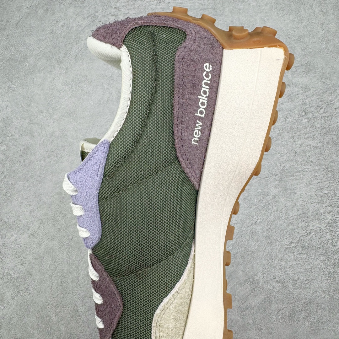 图片[7]-＃M纯原 New Balance NB327 新百伦系列复古休闲运动慢跑鞋 灰绿紫 WS327COB 原厂细翻毛 原数据档案结合二次高弾MD材料打造原版鞋底 鞋面由原厂特殊定制材料纹路细腻 多道序QC把关品质完善 细节完美 以更纯粹的复古风格设计打造的全新造型 侧身还以解构设计 将 N 字标志以做旧压花样式呈现 样式别具新意 而麂皮、冲孔皮革的塑造 则呈现出高级怀旧气质 也让鞋款在奢华时装风格与运动氛围之间达到了平衡 尺码：36 37 37.5 38 38.5 39.5 40 40.5 41.5 42 42.5 43 44 44.5 45 45.5-选品中心
