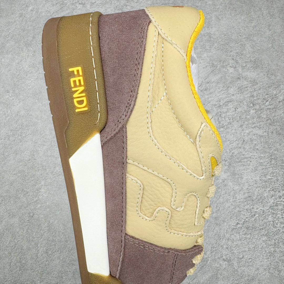 图片[6]-＃S版纯原 FENDI 芬迪 Match sneaters低帮运动鞋 独家定制 全身20几个细节点全部做到一致还原 吊打市面所有版本 独家原装套装配件官方同源 渠道原装订单 全套专柜包装物及配件#鞋底嵌入核心防伪芯片感应装置 FENDI芬迪match最新爆款情侣款运动鞋板鞋原版购入 高工艺无缝细空胶技术 贴楦误差0.05mm,鞋底采用固特异内外锁死工艺 最大限度弯折永不开胶 原鞋一致效果环保无味 鞋面采用麂皮和皮革拼接组合 logo内里采用毛巾绒里 上脚超级柔软 轻便 舒适搭配卫衣 尺码：35 36 37 38 39 40 41 42 43 44 45-选品中心