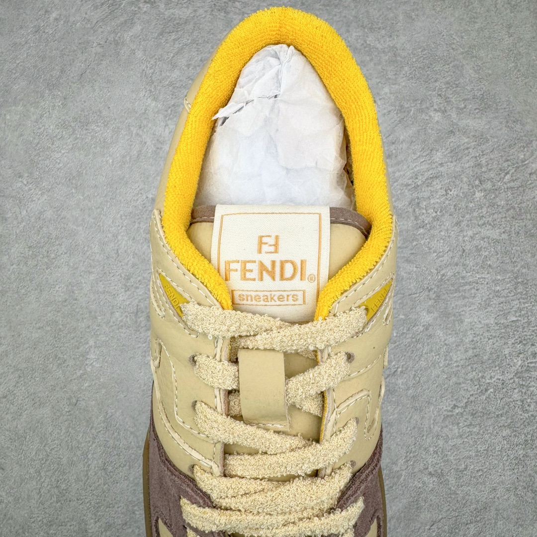 图片[5]-＃S版纯原 FENDI 芬迪 Match sneaters低帮运动鞋 独家定制 全身20几个细节点全部做到一致还原 吊打市面所有版本 独家原装套装配件官方同源 渠道原装订单 全套专柜包装物及配件#鞋底嵌入核心防伪芯片感应装置 FENDI芬迪match最新爆款情侣款运动鞋板鞋原版购入 高工艺无缝细空胶技术 贴楦误差0.05mm,鞋底采用固特异内外锁死工艺 最大限度弯折永不开胶 原鞋一致效果环保无味 鞋面采用麂皮和皮革拼接组合 logo内里采用毛巾绒里 上脚超级柔软 轻便 舒适搭配卫衣 尺码：35 36 37 38 39 40 41 42 43 44 45-选品中心