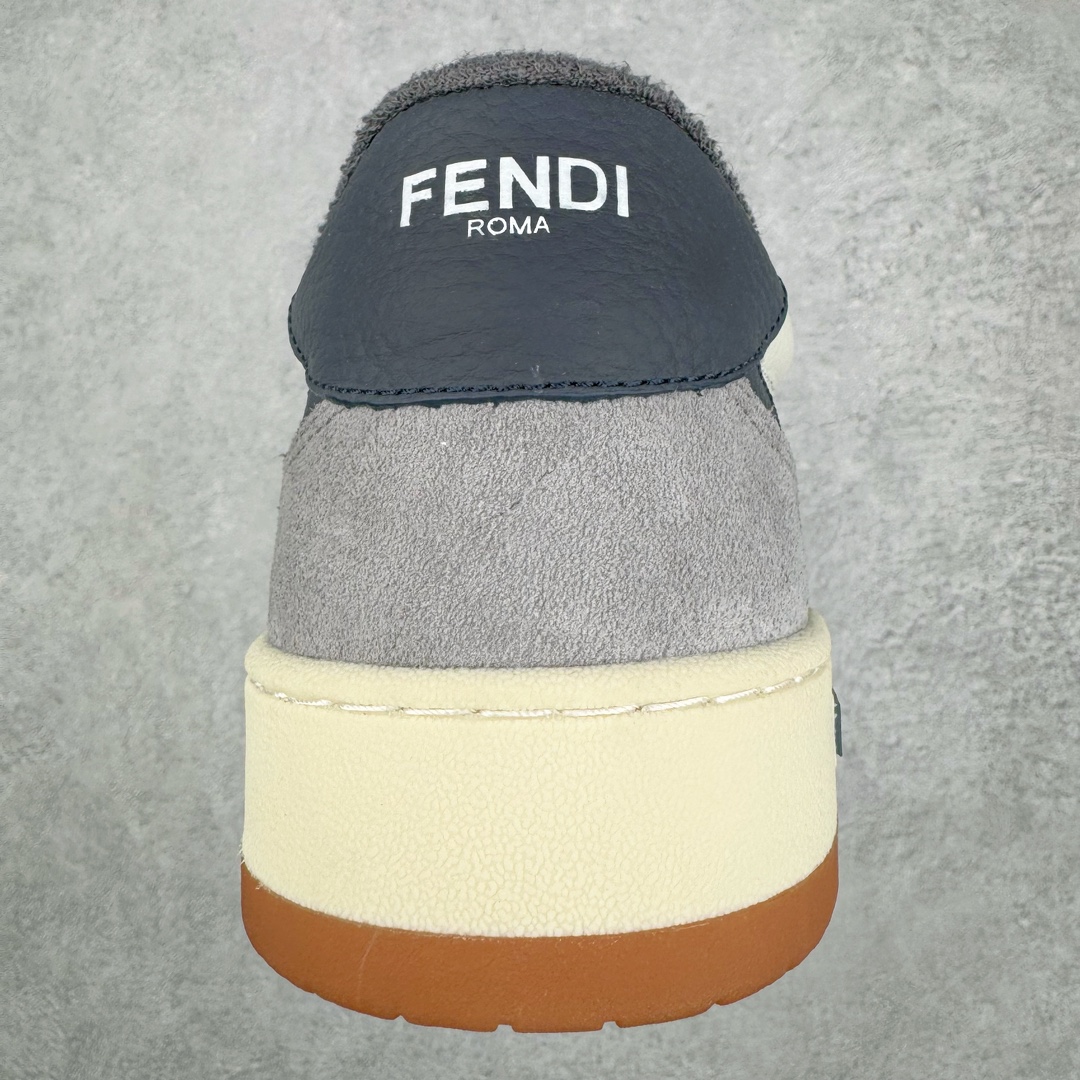 图片[8]-＃S版纯原 FENDI 芬迪 Match sneaters低帮运动鞋 独家定制 全身20几个细节点全部做到一致还原 吊打市面所有版本 独家原装套装配件官方同源 渠道原装订单 全套专柜包装物及配件#鞋底嵌入核心防伪芯片感应装置 FENDI芬迪match最新爆款情侣款运动鞋板鞋原版购入 高工艺无缝细空胶技术 贴楦误差0.05mm,鞋底采用固特异内外锁死工艺 最大限度弯折永不开胶 原鞋一致效果环保无味 鞋面采用麂皮和皮革拼接组合 logo内里采用毛巾绒里 上脚超级柔软 轻便 舒适搭配卫衣 尺码：35 36 37 38 39 40 41 42 43 44 45-选品中心