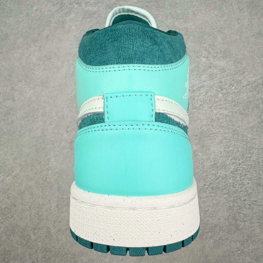 Air Jordan AJ1 Mid DZ3745-