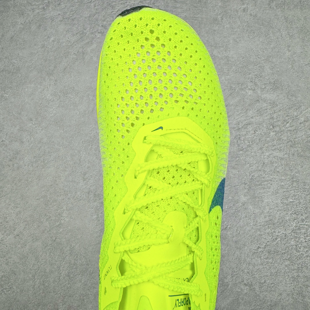 ＃纯原福利‼️
💰150 合作私
NK Zoom VaporFly Next 3% 编织飞线马拉松三代超级休运动跑鞋 泰光zp订单 真碳加持 保留了NK Systeml的突破性产品科技 且在这个基础上搭载了NK Flyknit鞋面 让这双为比赛竞速而打造的战靴更加轻盈、透气突破性的Zoom X泡棉带来NK跑步至今为止最为出色的能量回馈 
Size 详情看库存！
