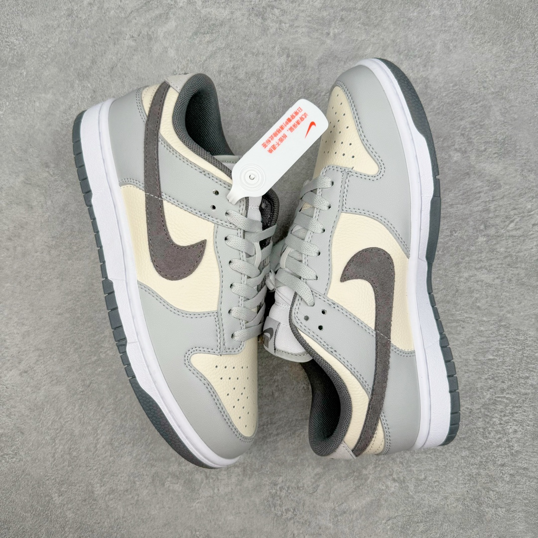 图片[3]-＃SS史诗 NK Dunk Low 潮流时尚舒适防滑耐磨低帮板鞋 全网最全Dunk系列配色 实力大厂出品 新配色陆续开发 利润个位数只为口碑 超强性价比 全套原纸板楦头开发 确保原汁原味 完美呈现DUNK版型 一比一鞋头弧度高度鞋身弧度 此版本只针对中端市场 皮料材质有所更替 其他数据细节工艺流程均保持一致 绝不口嗨 细节品控鞋型随意对比 独家私模官方第六代原厂航空铝磨具打磨大底 鞋头坡度极致还原 无解鞋型 原盒原配 圈内天花板工艺 原厂玻璃冲刀 超高清洁度 全鞋零毛边皮料切割 原厂中底布点胶 中底布拉帮走线遵循公司 尺码：36 36.5 37.5 38 38.5 39 40 40.5 41 42 42.5 43 44 44.5 45 46-选品中心