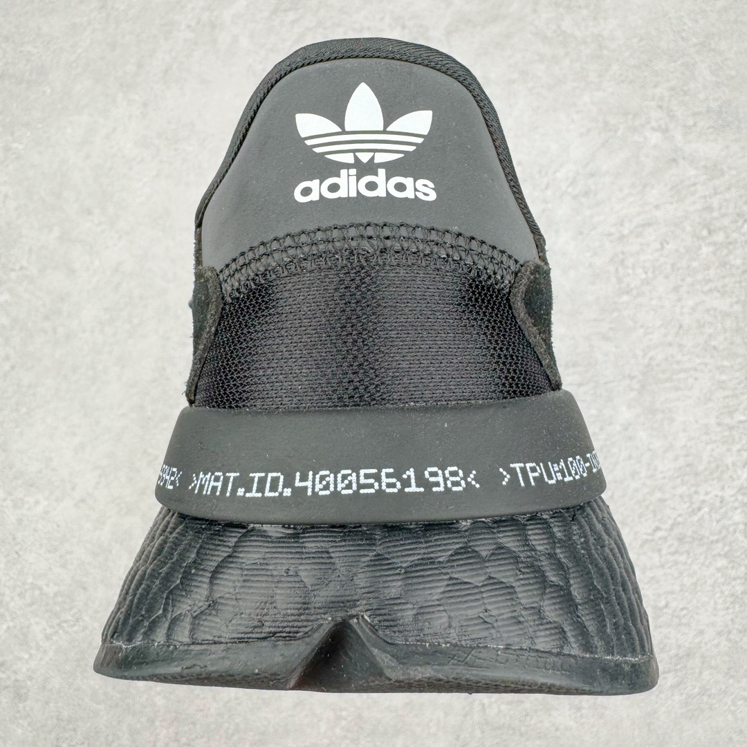 图片[8]-＃纯原福利 AD originals Nite Jogger Pride 夜行者减震耐磨低帮反光复古休闲百搭运动跑鞋 原厂材料 原厂大底 原装工艺 原鞋一致 记忆海绵 鞋眼使用原鞋一致电绣加针车工艺 后跟全部一致采用原鞋工艺 四针六线进口机 区别市面三针五线 头层皮打造 原厂流水标 3D喷漆 瞄漆 私家独模 网布搭配麂皮拼接打造鞋面 极具复古风格鞋头及鞋跟点缀3M反光设计 极为亮眼中底采用全掌Boost科技 厚度相当可观 脚感极佳 尺码：36 36⅔ 37⅓ 38 38⅔ 39⅓ 40 40⅔ 41⅓ 42 42⅔ 43⅓ 44 45-选品中心