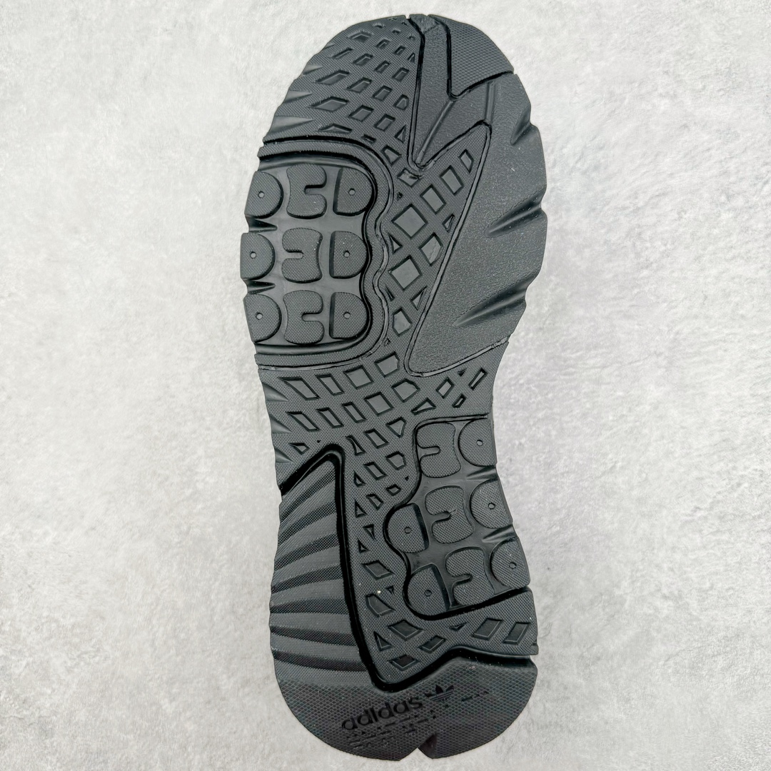 图片[9]-＃纯原福利 AD originals Nite Jogger Pride 夜行者减震耐磨低帮反光复古休闲百搭运动跑鞋 原厂材料 原厂大底 原装工艺 原鞋一致 记忆海绵 鞋眼使用原鞋一致电绣加针车工艺 后跟全部一致采用原鞋工艺 四针六线进口机 区别市面三针五线 头层皮打造 原厂流水标 3D喷漆 瞄漆 私家独模 网布搭配麂皮拼接打造鞋面 极具复古风格鞋头及鞋跟点缀3M反光设计 极为亮眼中底采用全掌Boost科技 厚度相当可观 脚感极佳 尺码：36 36⅔ 37⅓ 38 38⅔ 39⅓ 40 40⅔ 41⅓ 42 42⅔ 43⅓ 44 45-选品中心